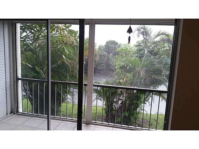 3280 Spanish Moss Terrace 209, Lauderhill, FL 33319 — photo 20 of 34