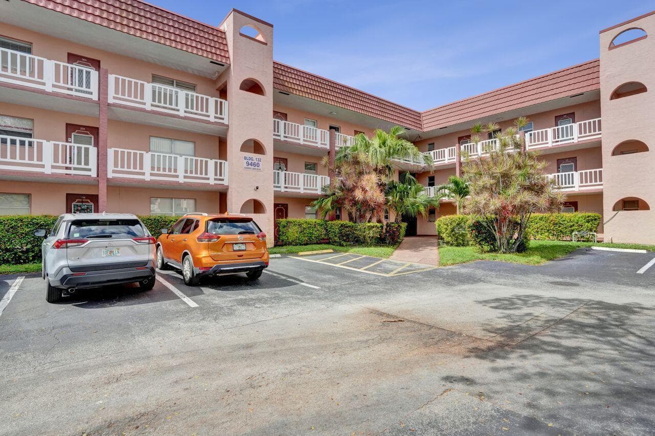 9460 Sunrise Lakes Boulevard 106, Sunrise, FL 33322 — photo 28 of 34
