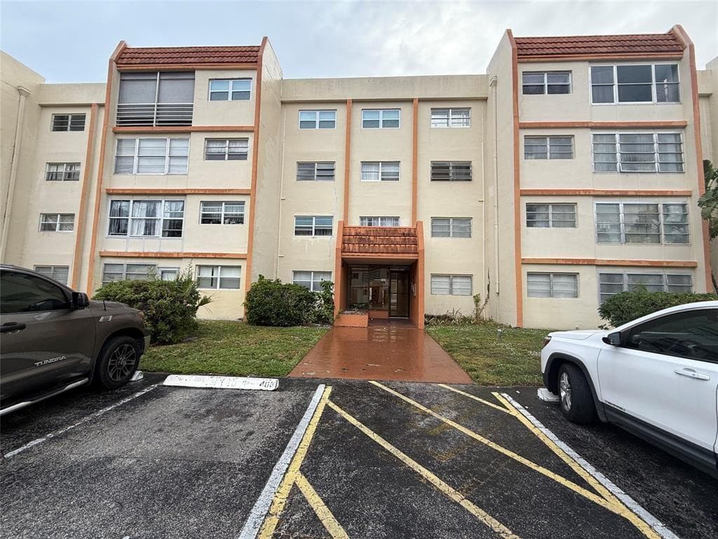 2501 NW 41st Avenue 401, Lauderhill, FL 33313 — photo 1 of 7