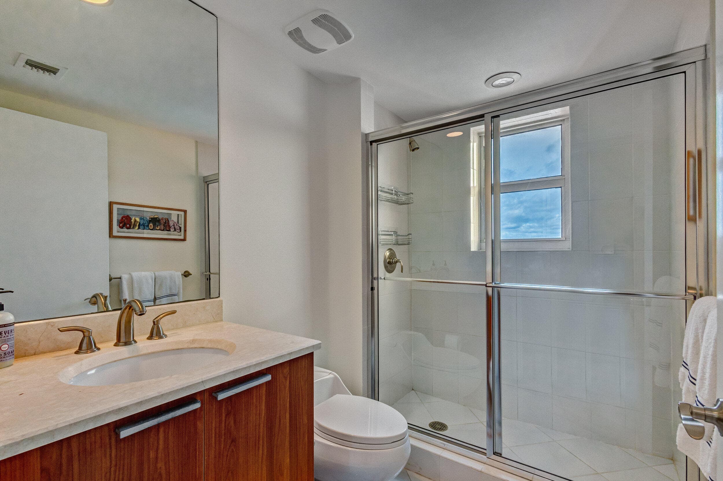 2640 Lake Shore Drive 2014, Riviera Beach, FL 33404 — photo 38 of 97