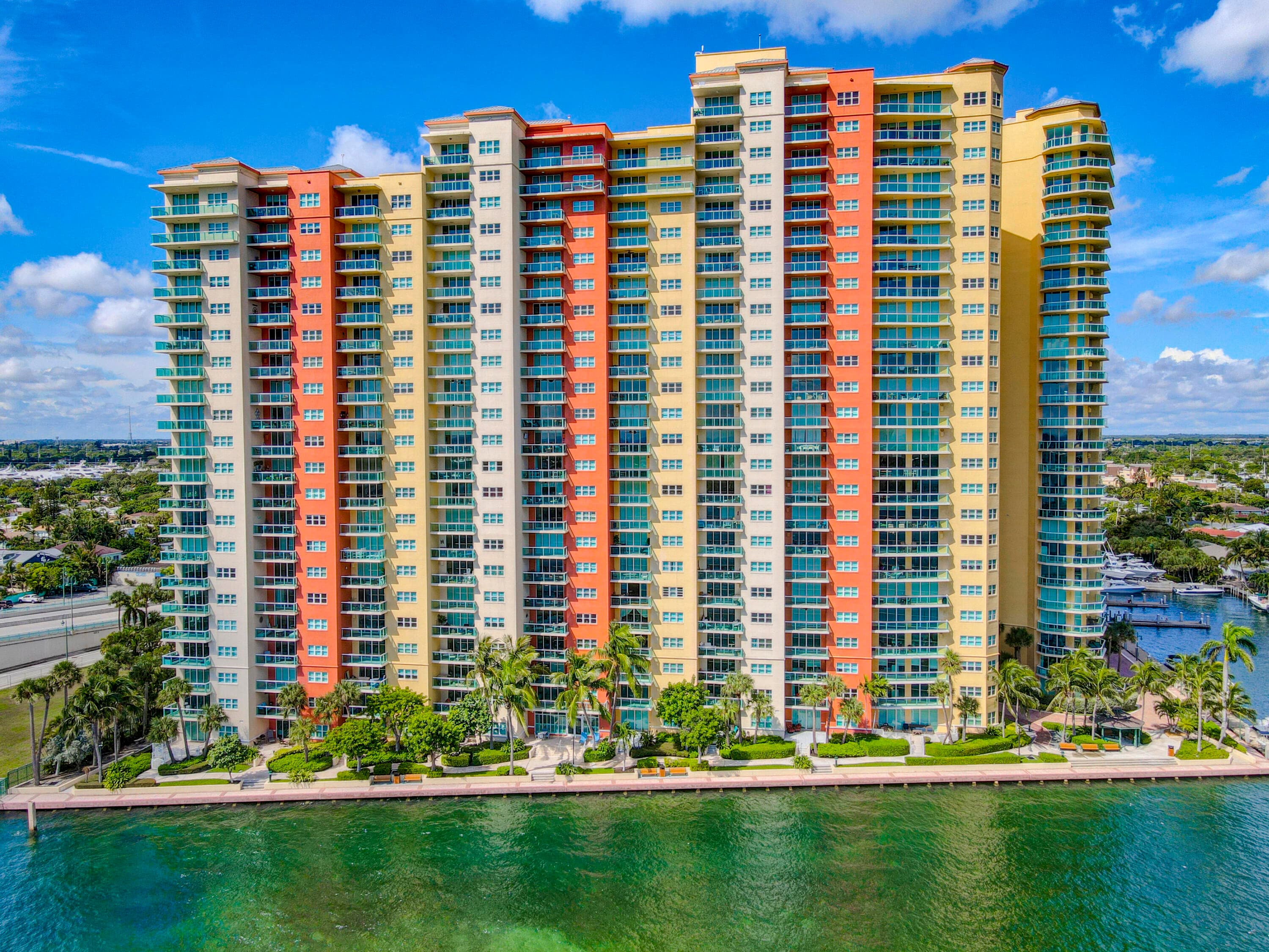 2640 Lake Shore Drive 2014, Riviera Beach, FL 33404 — photo 90 of 97