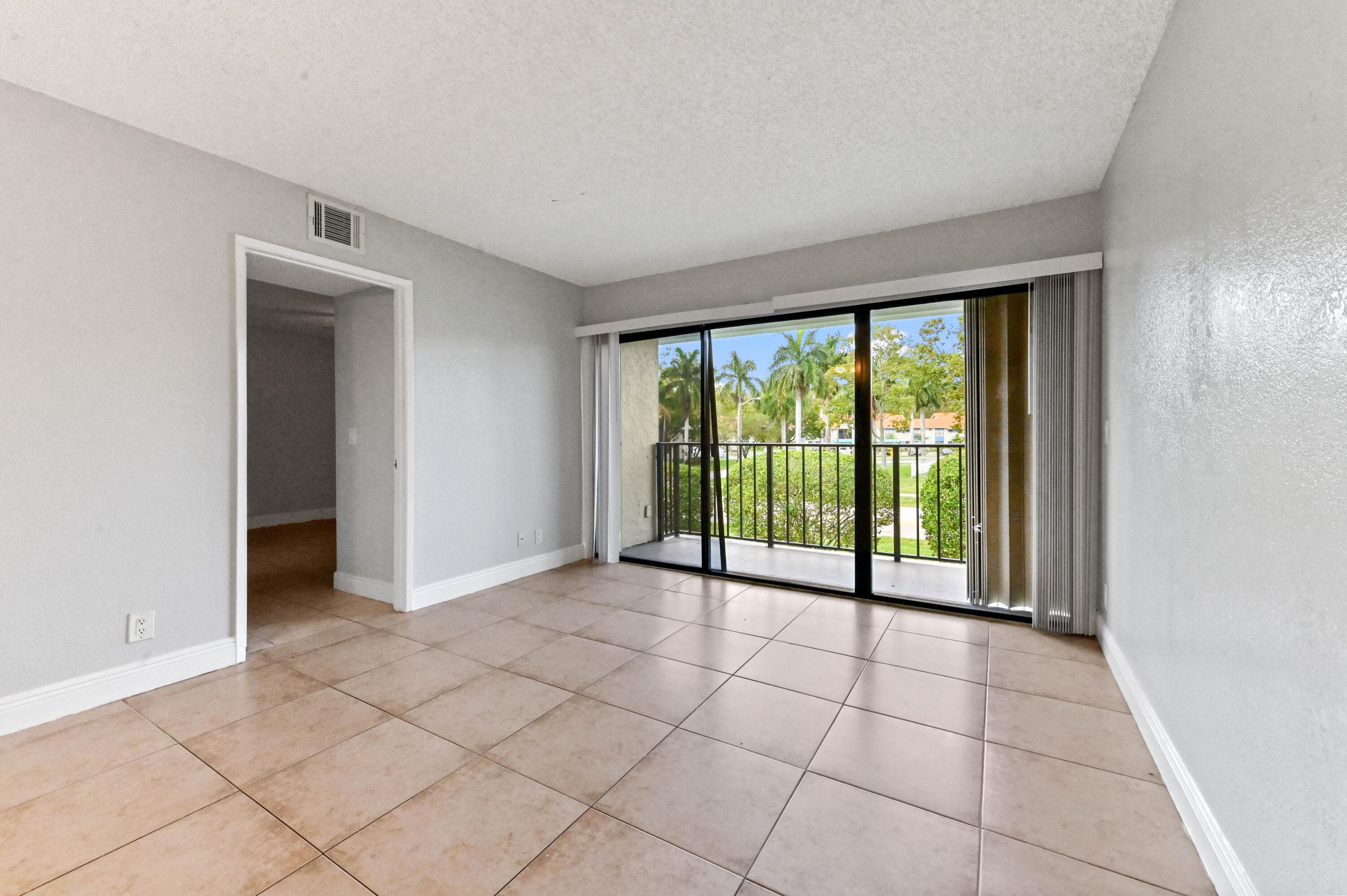 1445 Lake Crystal Drive F, West Palm Beach, FL 33411 — photo 6 of 21