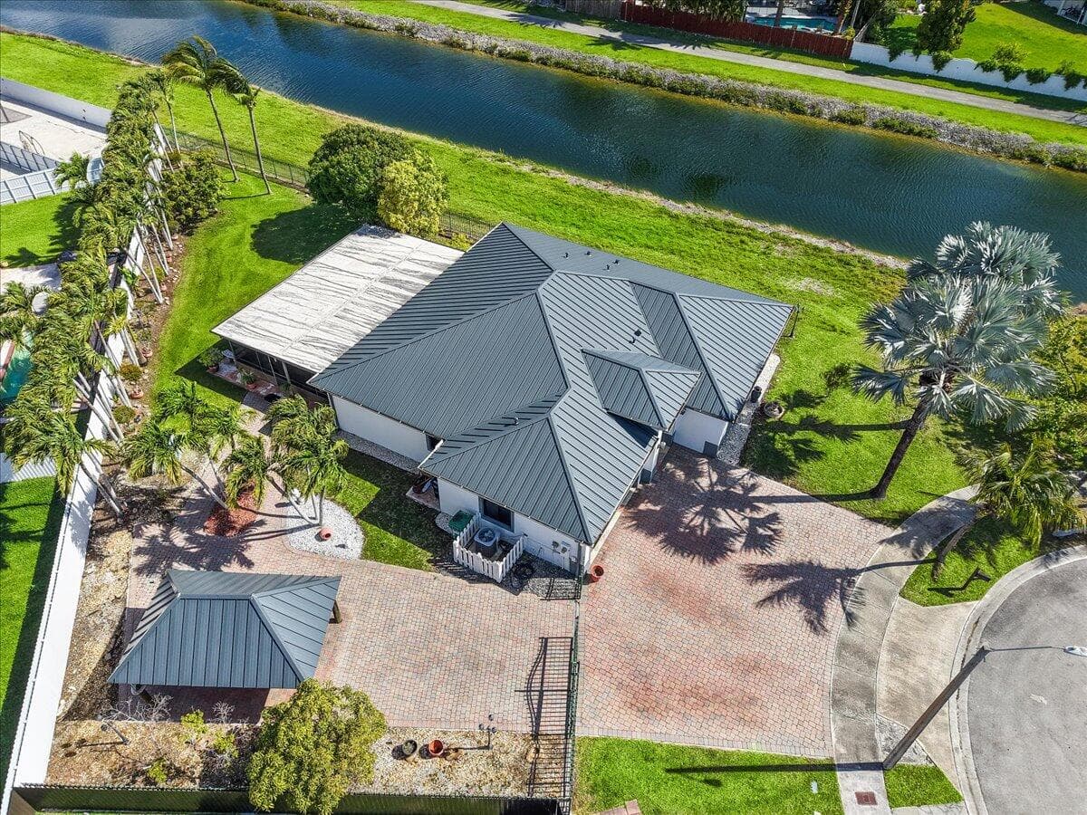 20300 SW 129th Place, Miami, FL 33177 — photo 7 of 44