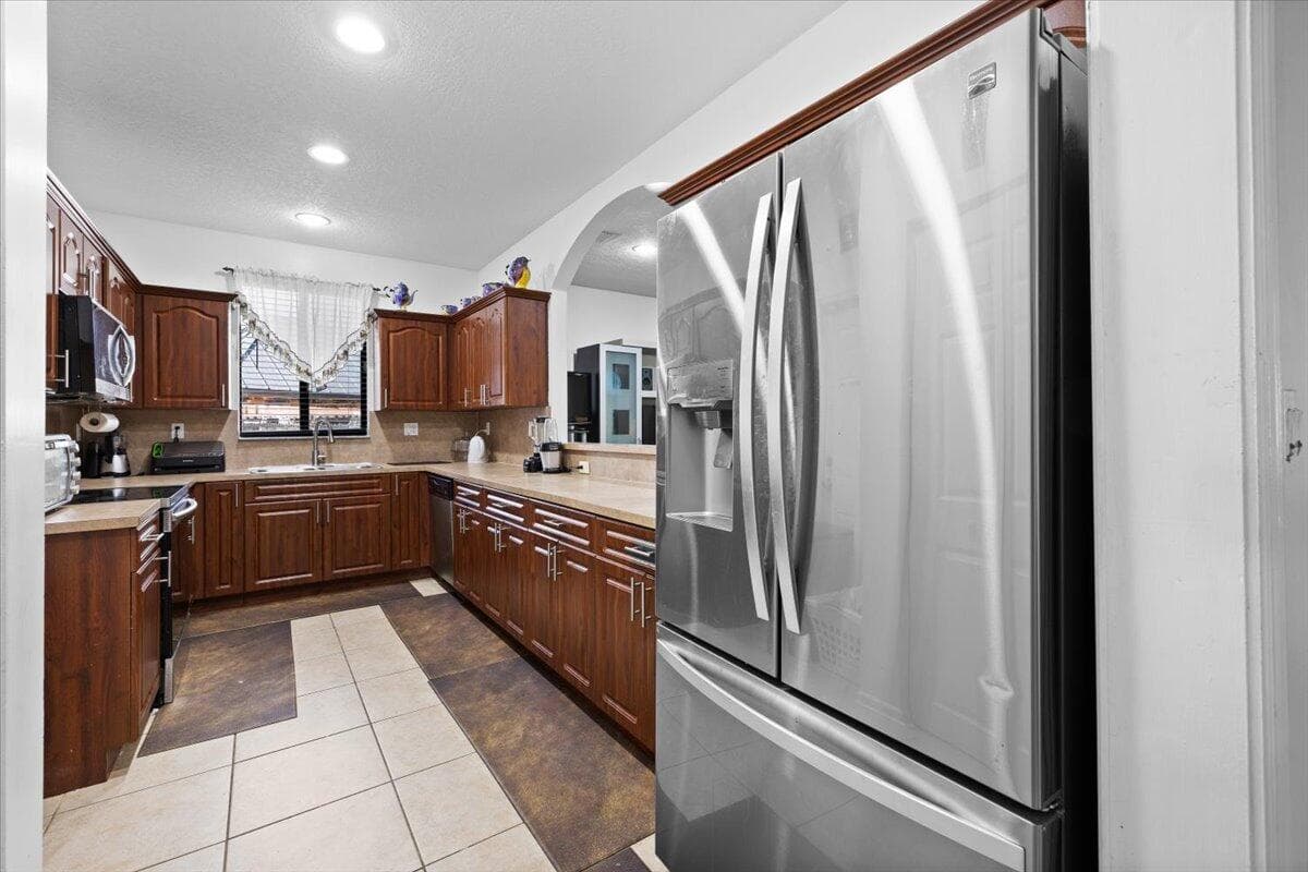 20300 SW 129th Place, Miami, FL 33177 — photo 33 of 44