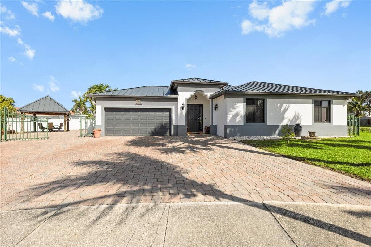 20300 SW 129th Place, Miami, FL 33177 — photo 1 of 44