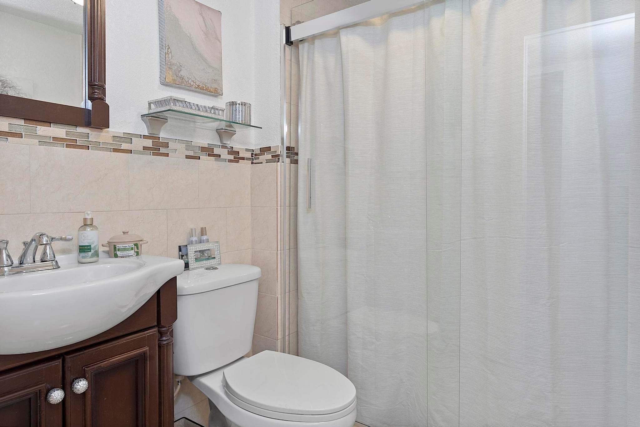 3205 W 16th Avenue, Hialeah, FL 33012 — photo 19 of 36