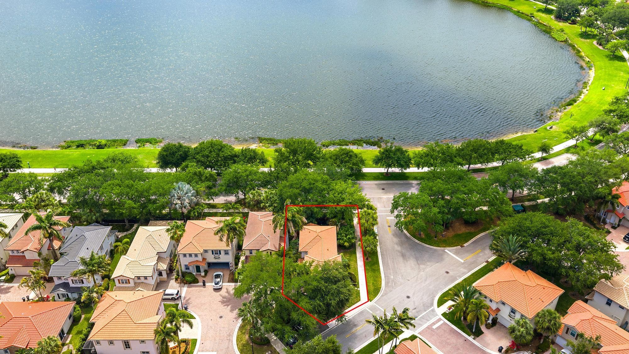520 Tomahawk Court, Palm Beach Gardens, FL 33410 — photo 2 of 34