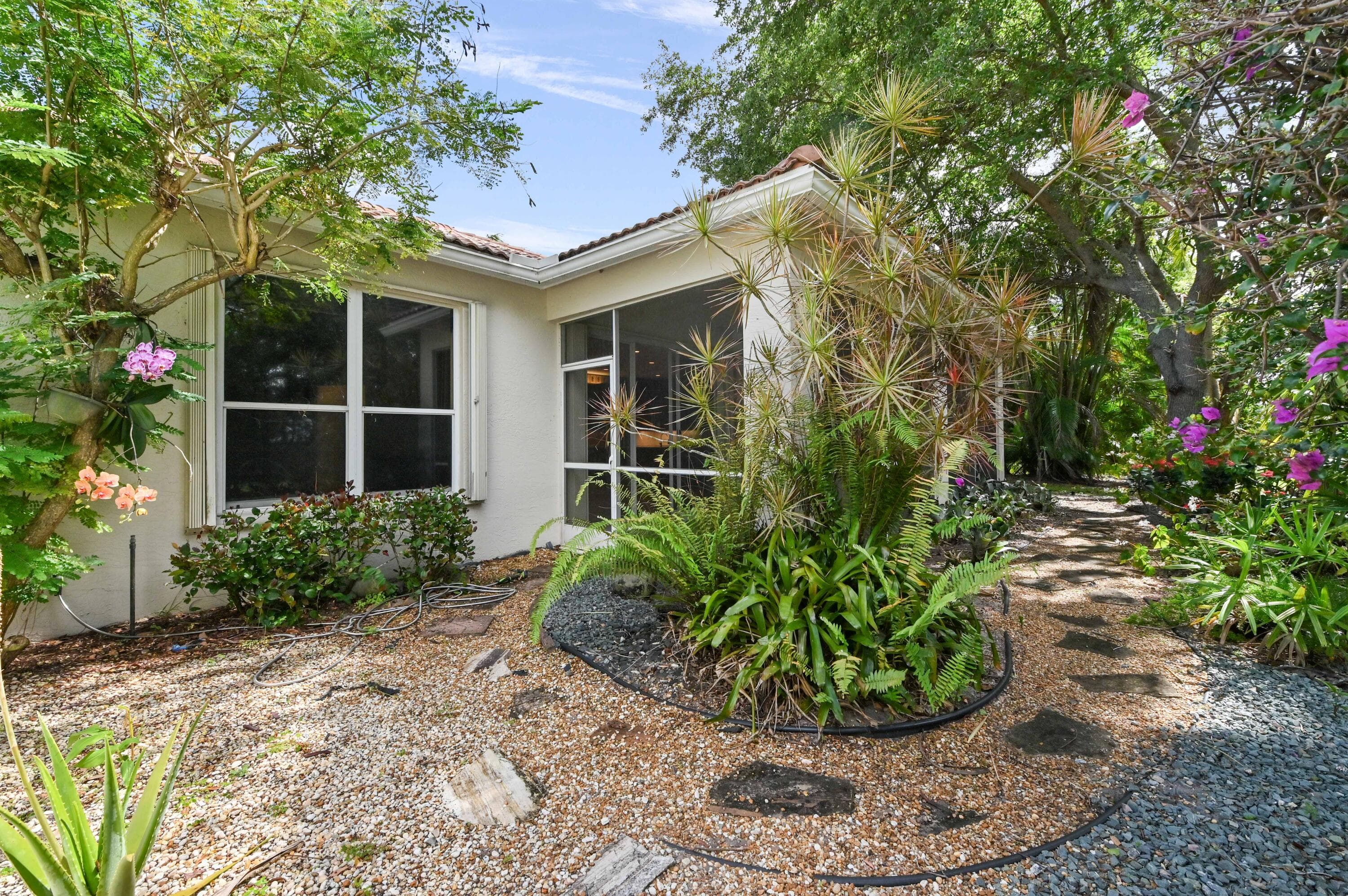 6439 Pebble Creek Way, Boynton Beach, FL 33437 — photo 3 of 32
