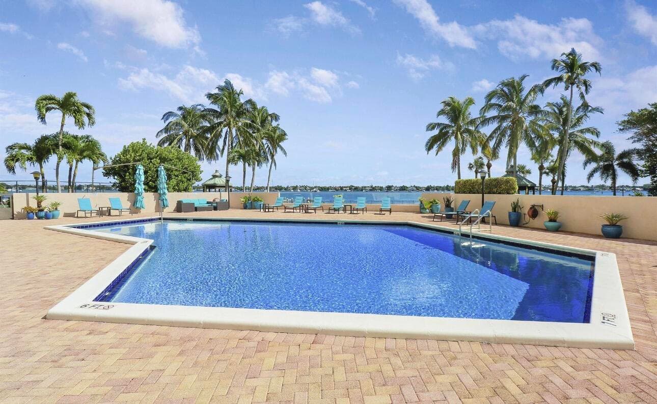 5200 N Flagler Drive 902, West Palm Beach, FL 33407 — photo 25 of 29