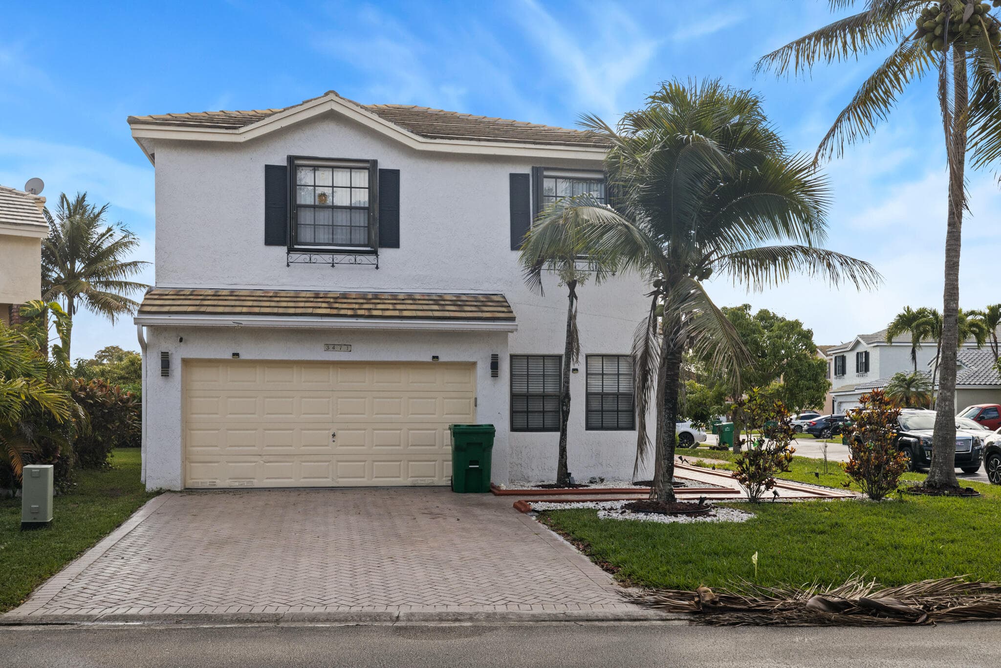 3471 NW 112th Avenue, Coral Springs, FL 33065 — photo 1 of 33