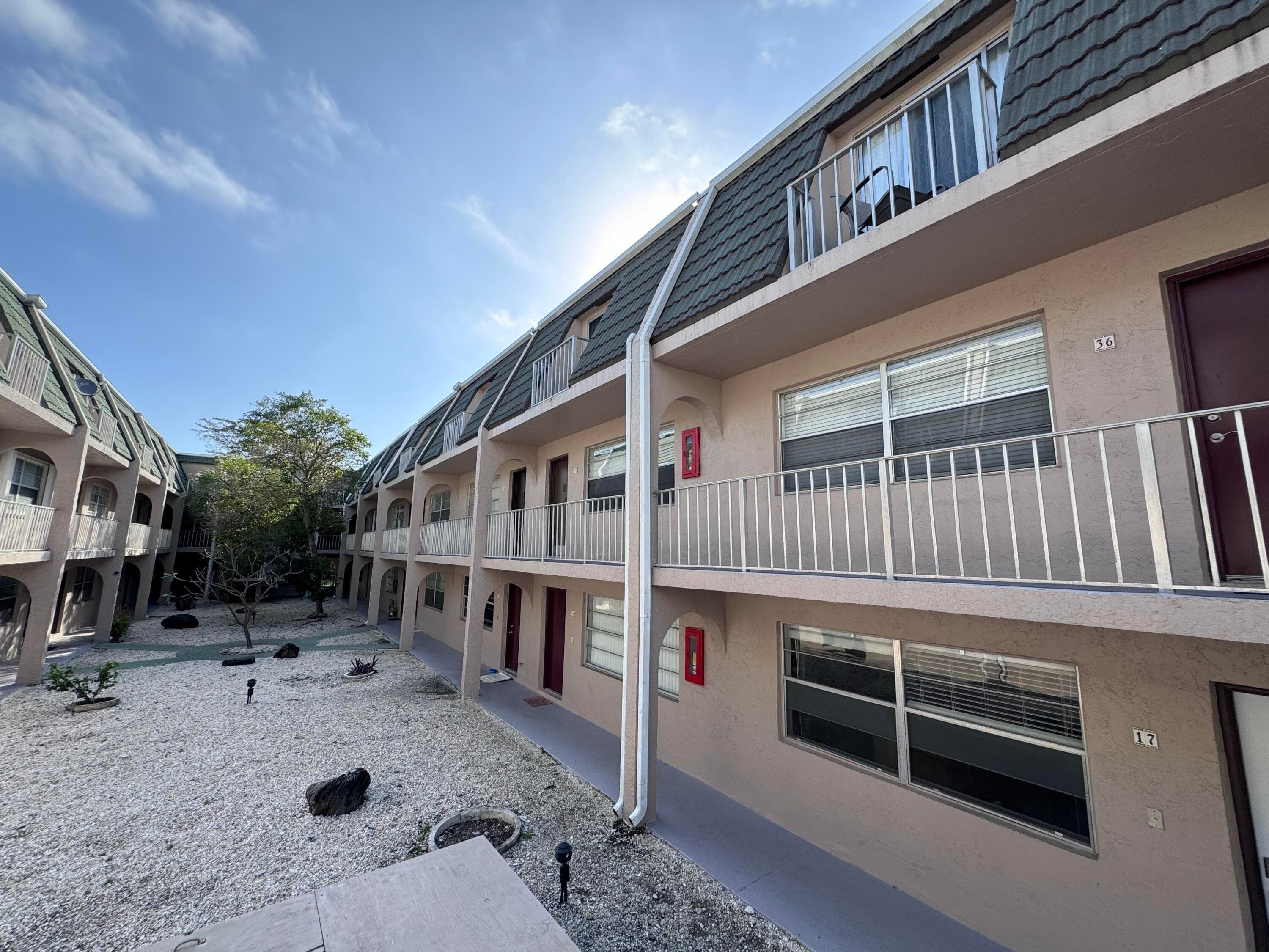 1100 SE 4th Avenue 35, Deerfield Beach, FL 33441 — photo 14 of 14