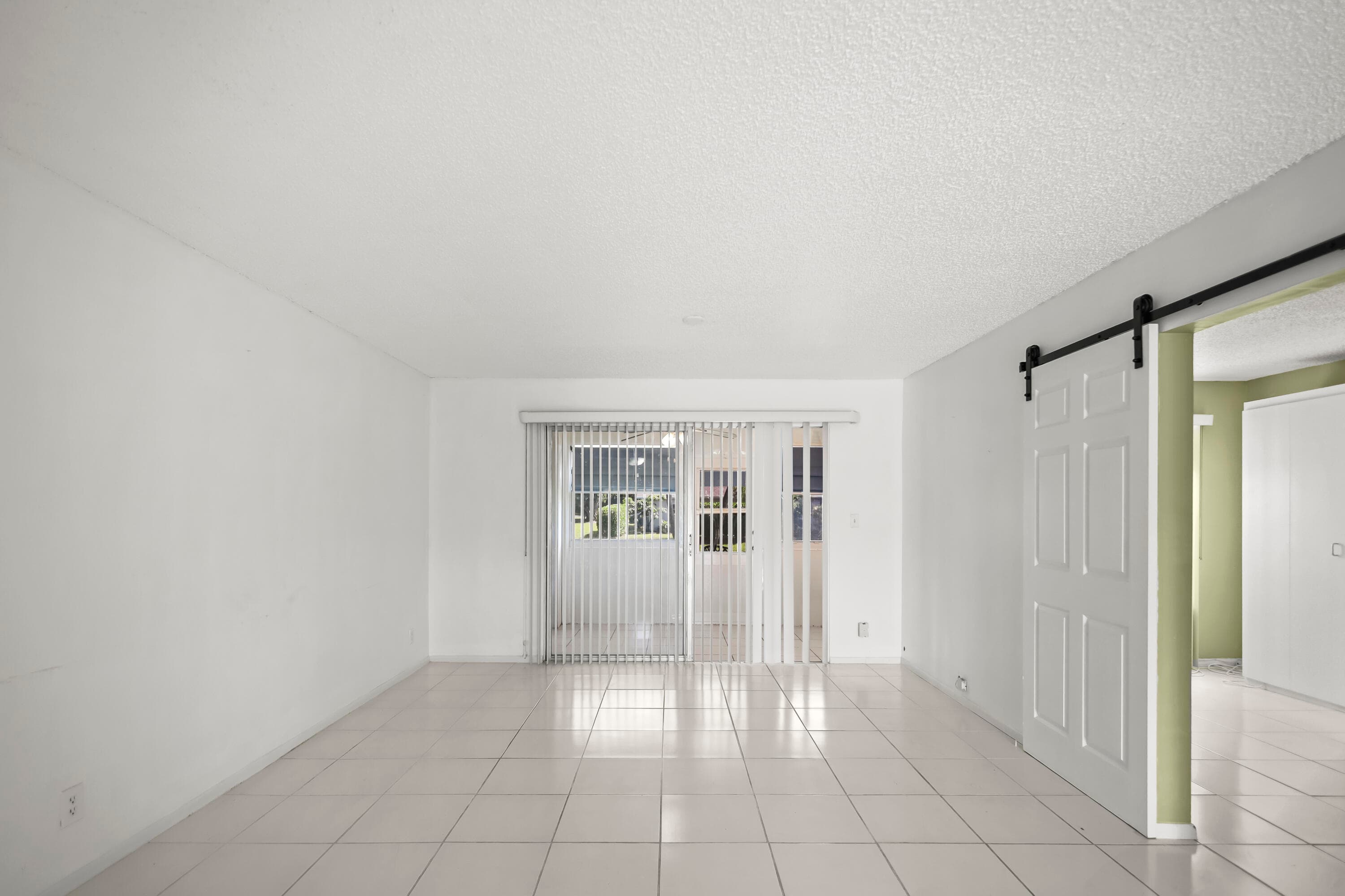 2500 Fiore Way 103a, Delray Beach, FL 33445 — photo 3 of 19