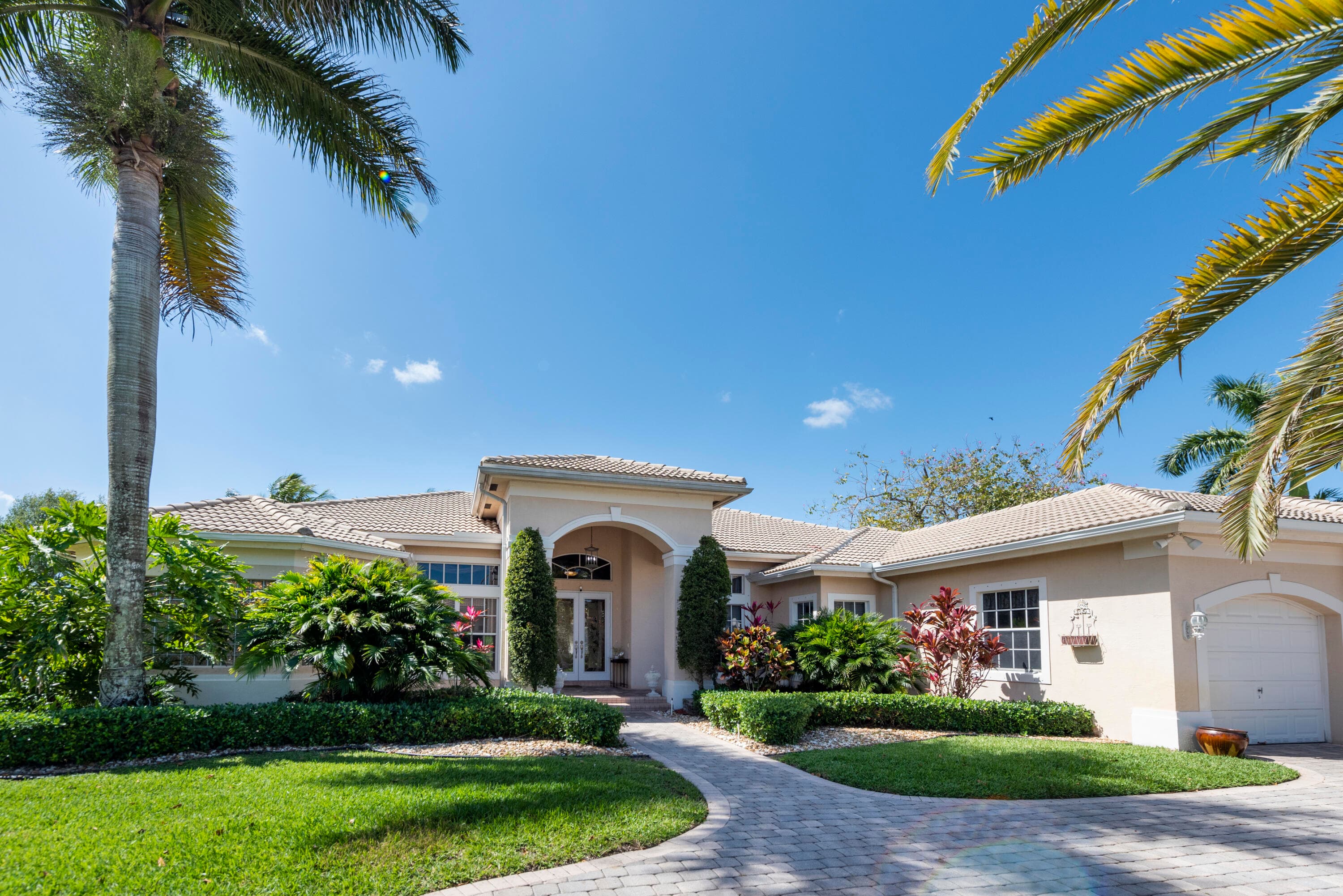 15234 SW 40th Street, Davie, FL 33331 — photo 43 of 59
