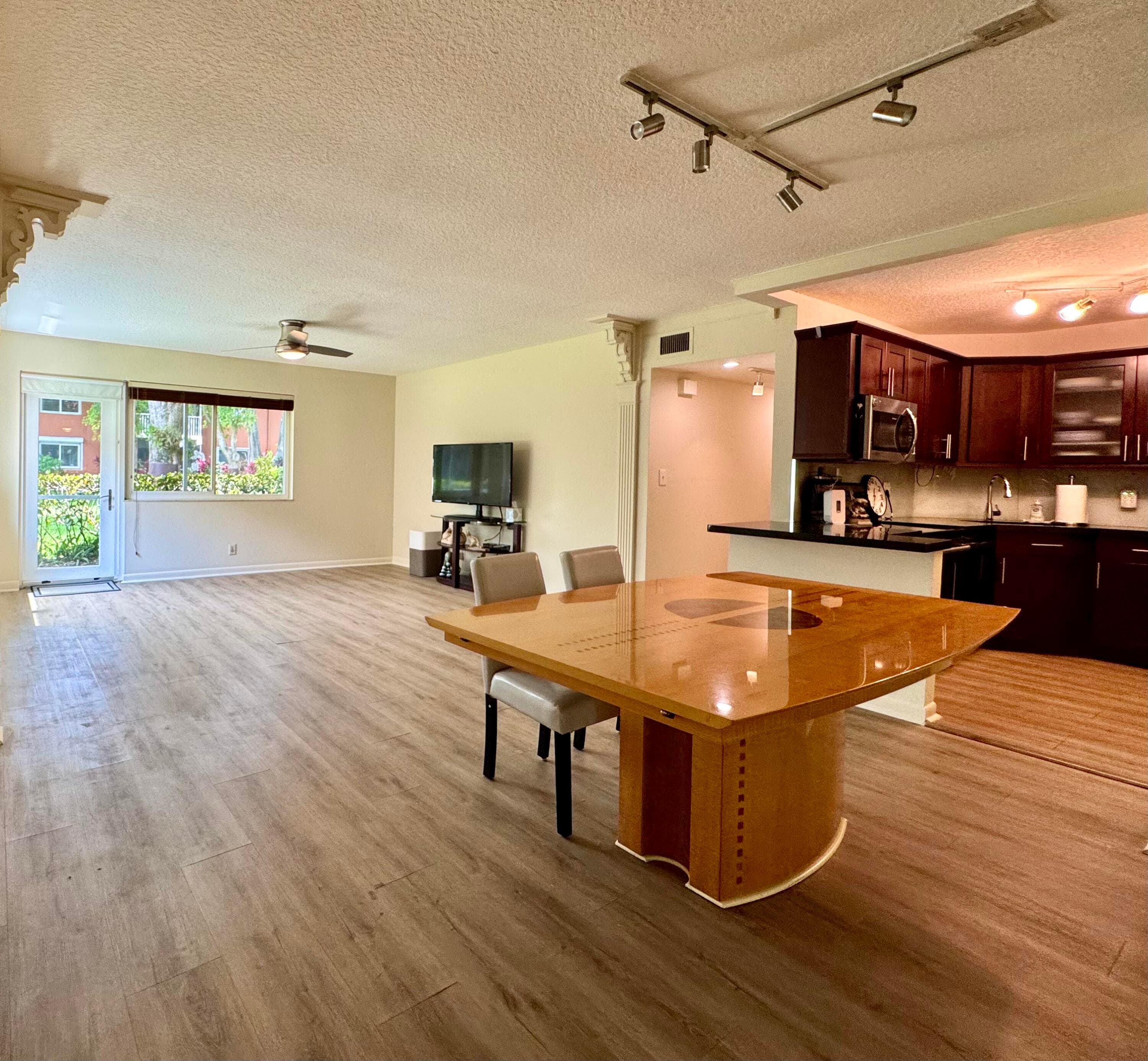1920 NE 1st Terrace 118h, Wilton Manors, FL 33305 — photo 6 of 35