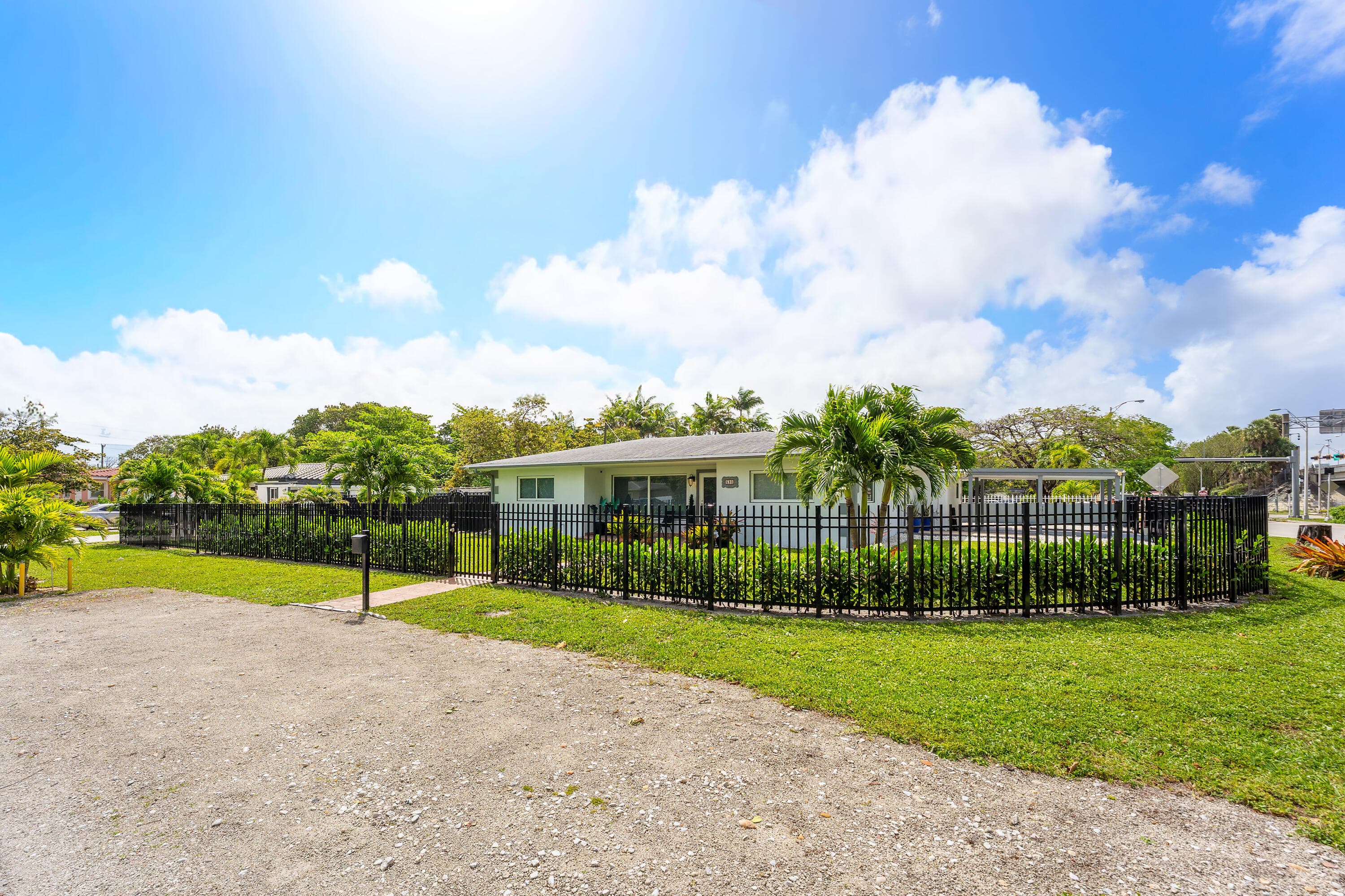 590 NW 126th Street, North Miami, FL 33168 — photo 4 of 38