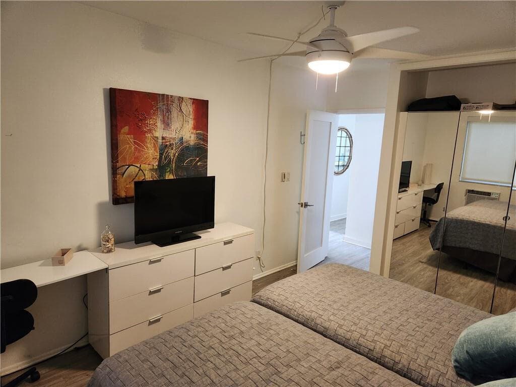624 Antioch Avenue 18, Fort Lauderdale, FL 33304 — photo 9 of 12
