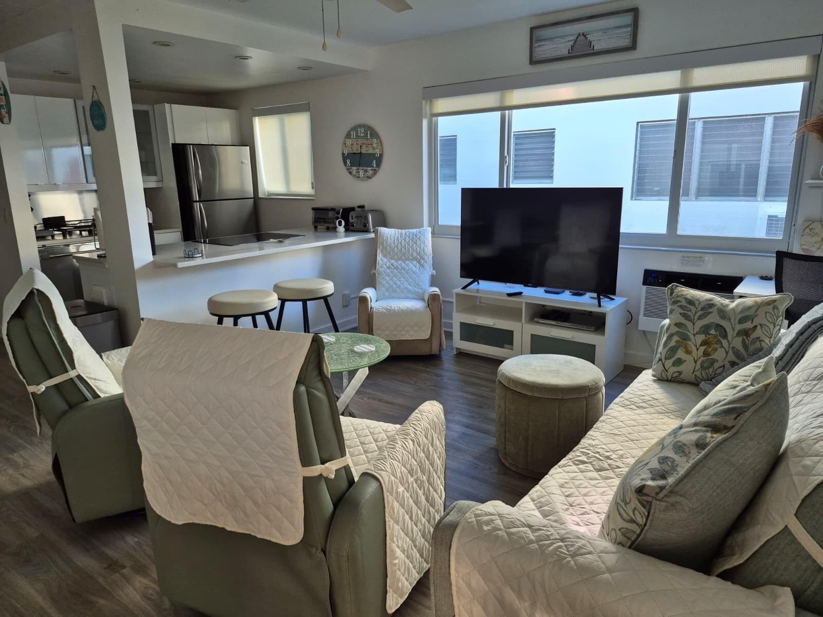 624 Antioch Avenue 18, Fort Lauderdale, FL 33304 — photo 4 of 12