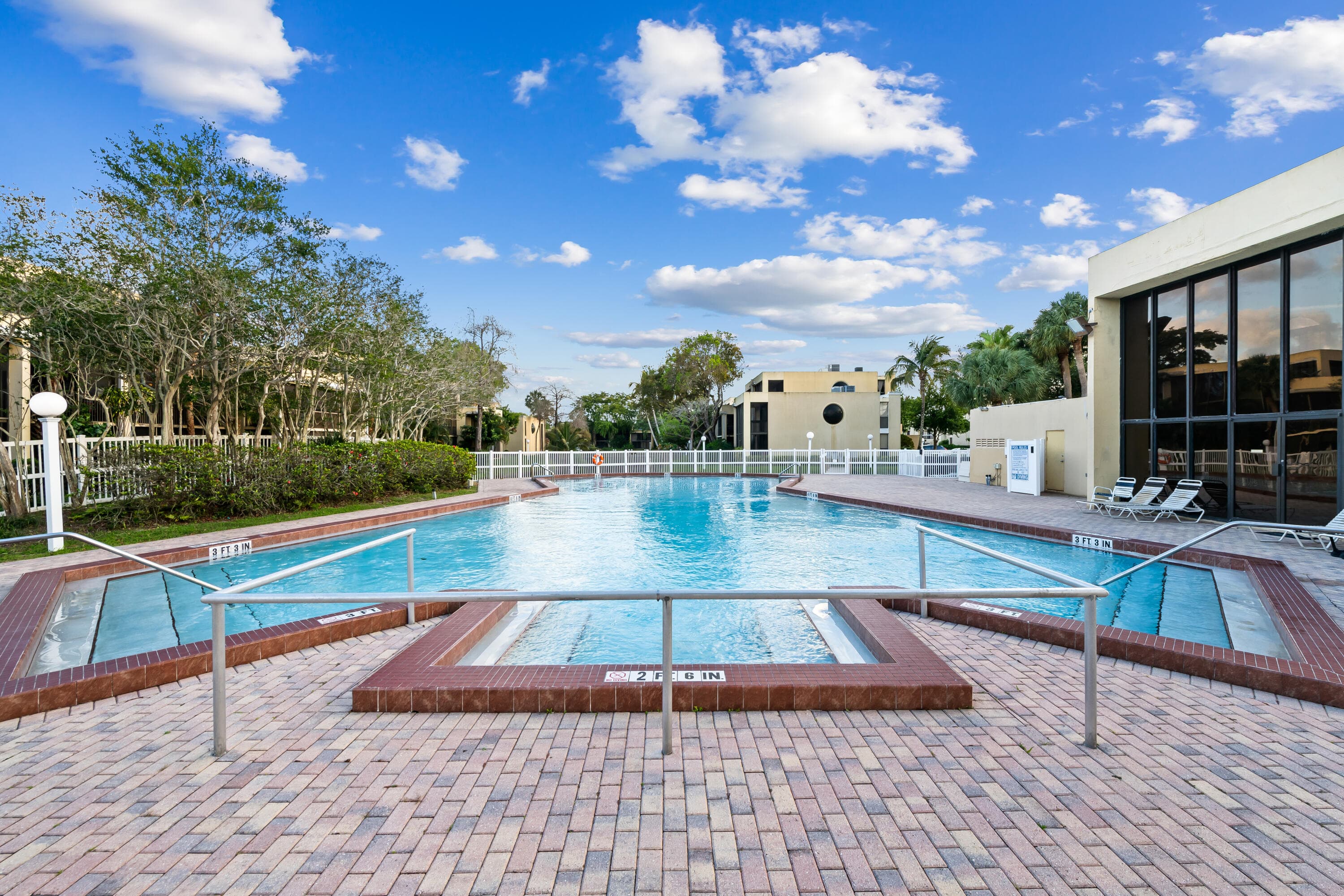 2811 SW 87th Terrace 1209, Davie, FL 33328 — photo 1 of 30