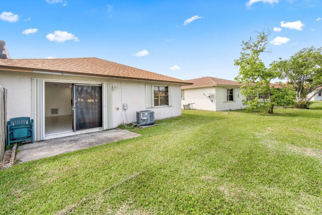 1620 Granfern Avenue 1620, West Palm Beach, FL 33415 — photo 34 of 35