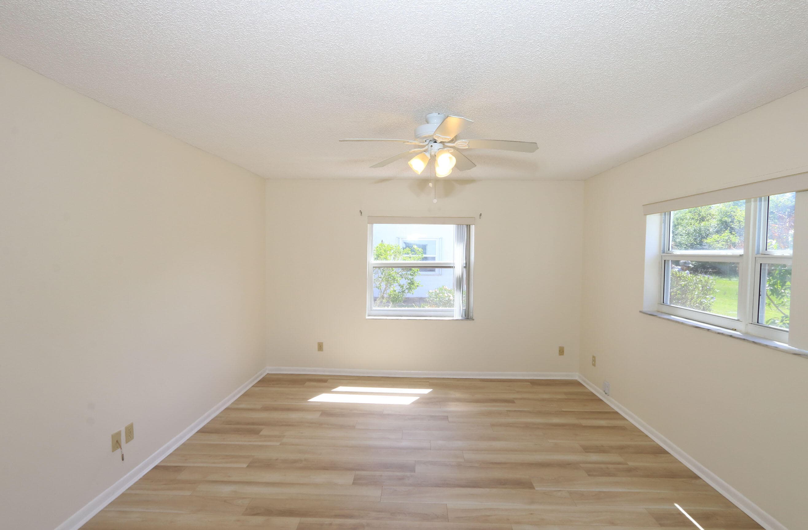 1217 S Lakes End Drive 1, Fort Pierce, FL 34982 — photo 31 of 73