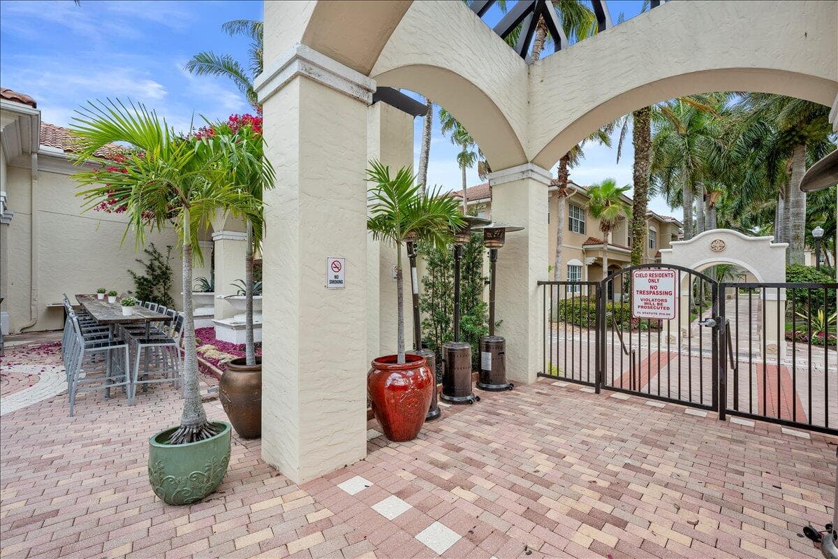 5102 Artesa Way W, Palm Beach Gardens, FL 33418 — photo 36 of 49