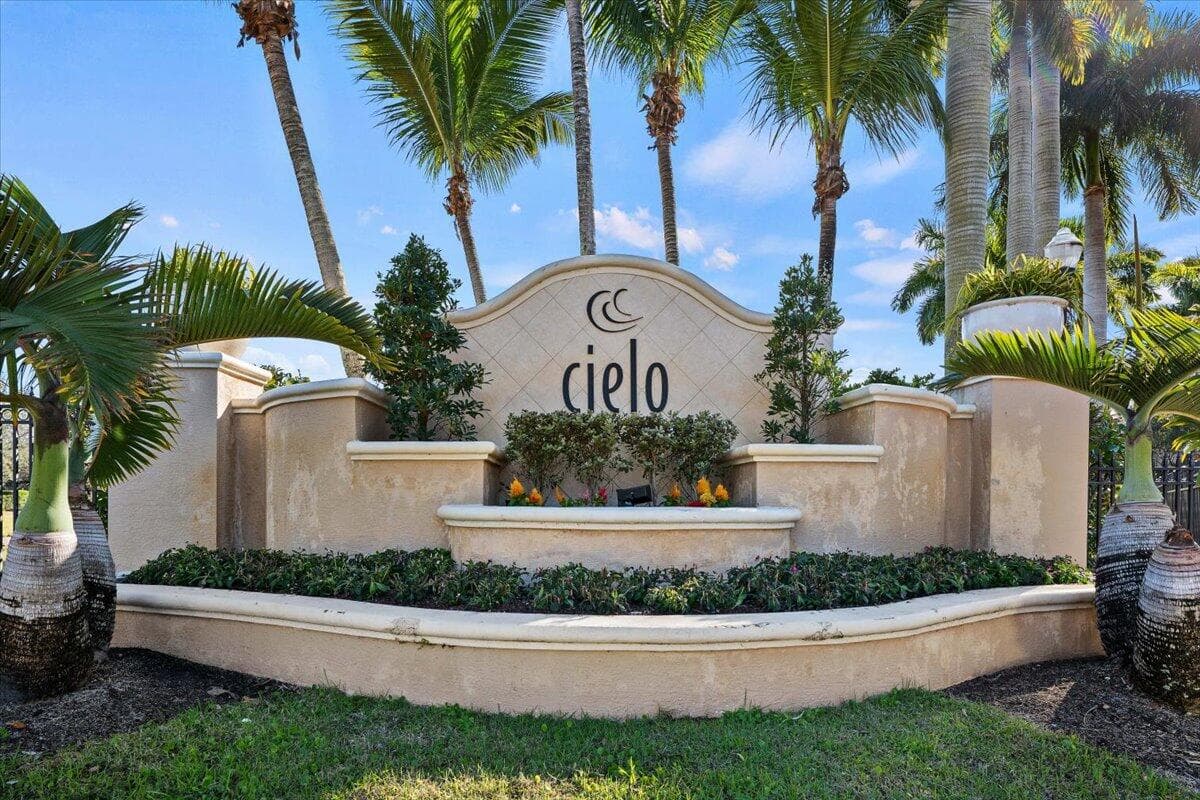 5102 Artesa Way W, Palm Beach Gardens, FL 33418 — photo 27 of 49
