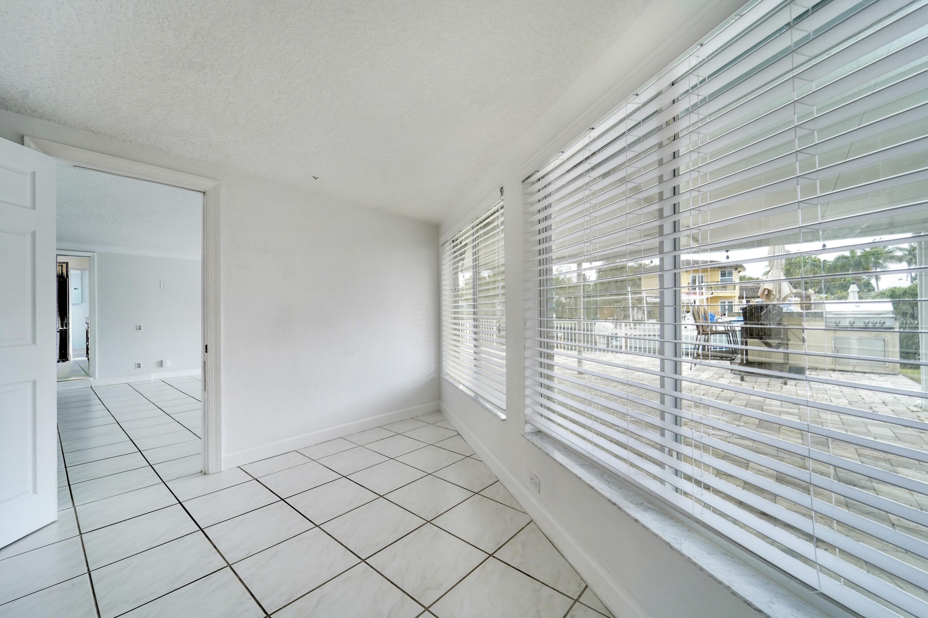 270 SE 3rd Avenue, Pompano Beach, FL 33060 — photo 21 of 43