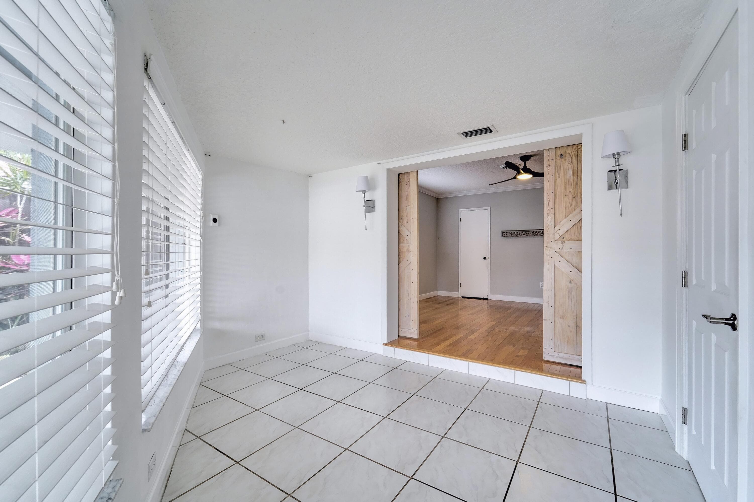 270 SE 3rd Avenue, Pompano Beach, FL 33060 — photo 20 of 43