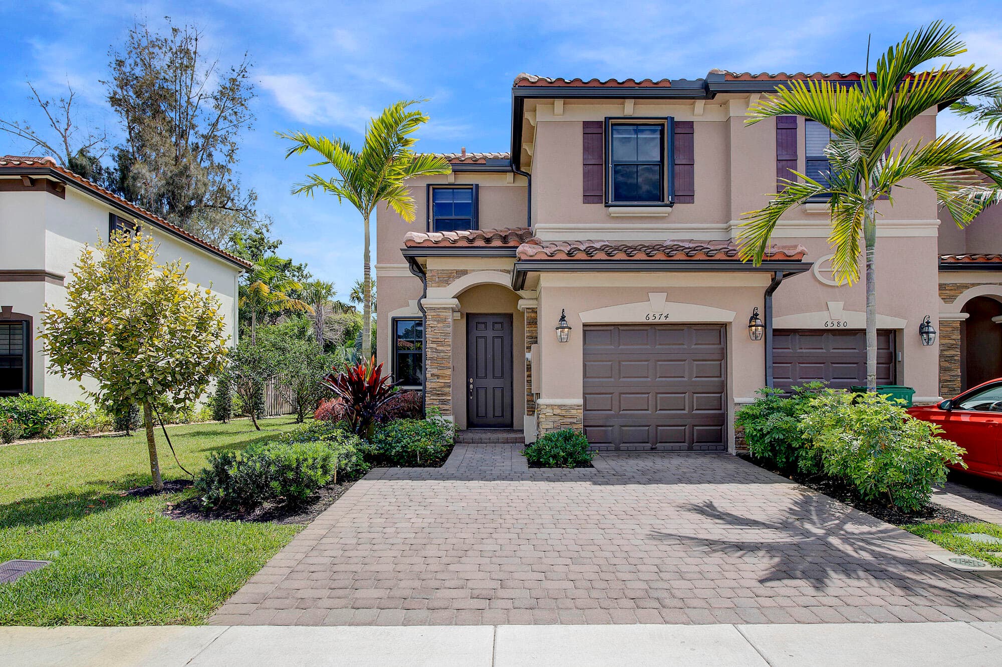 6574 S Anise Court, Davie, FL 33314 — photo 1 of 26