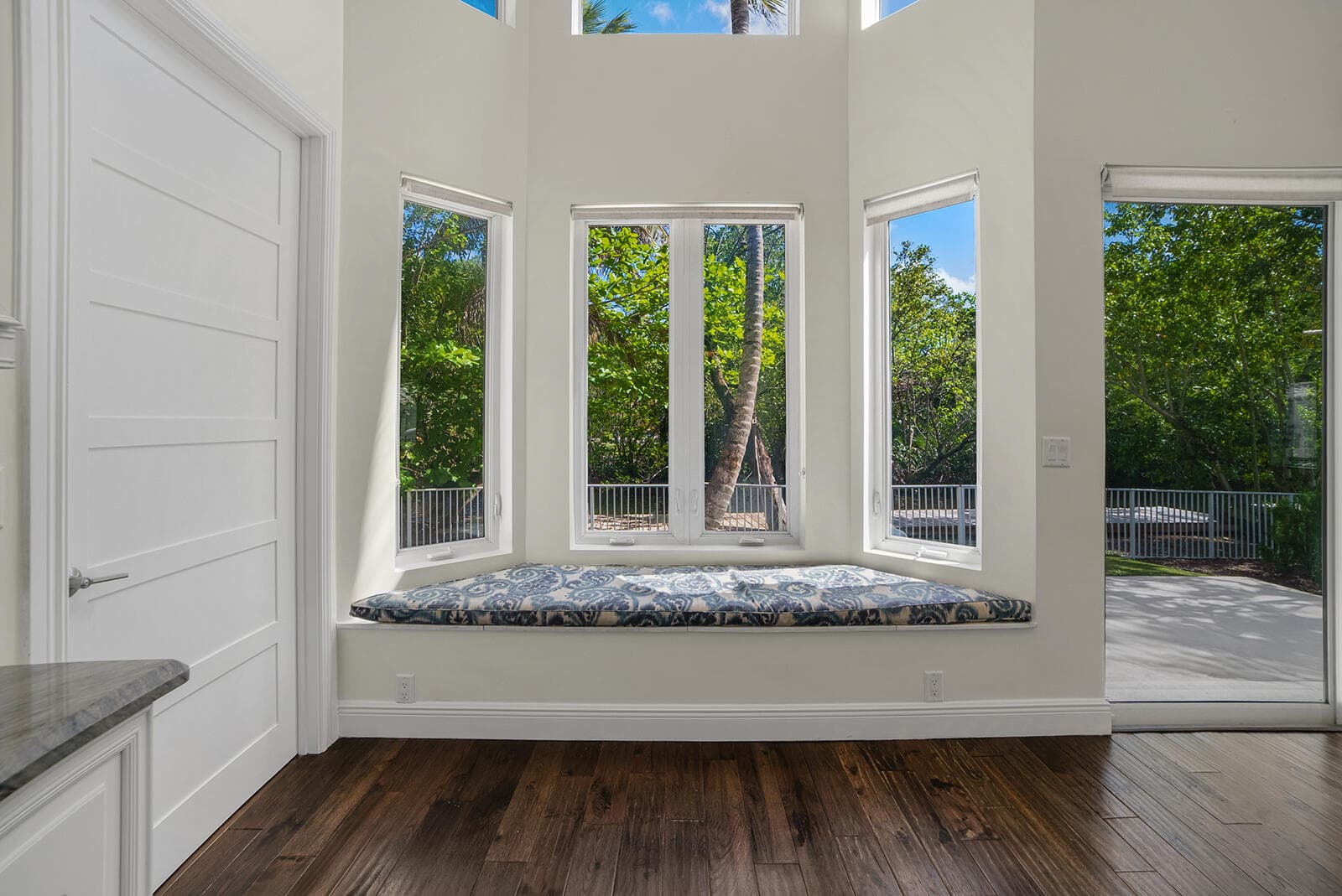 216 SE 10th Street, Fort Lauderdale, FL 33316 — photo 10 of 40