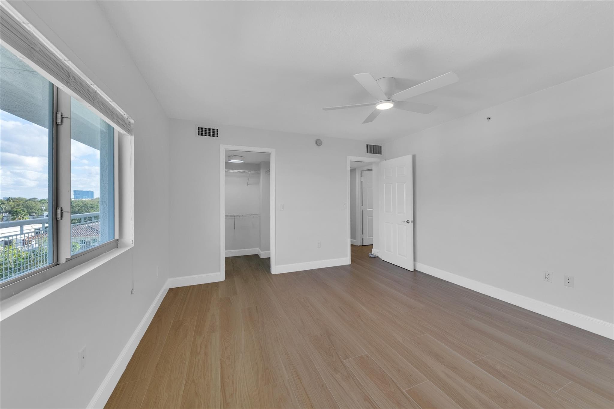 900 SE 2nd Street 502, Fort Lauderdale, FL 33301 — photo 22 of 27