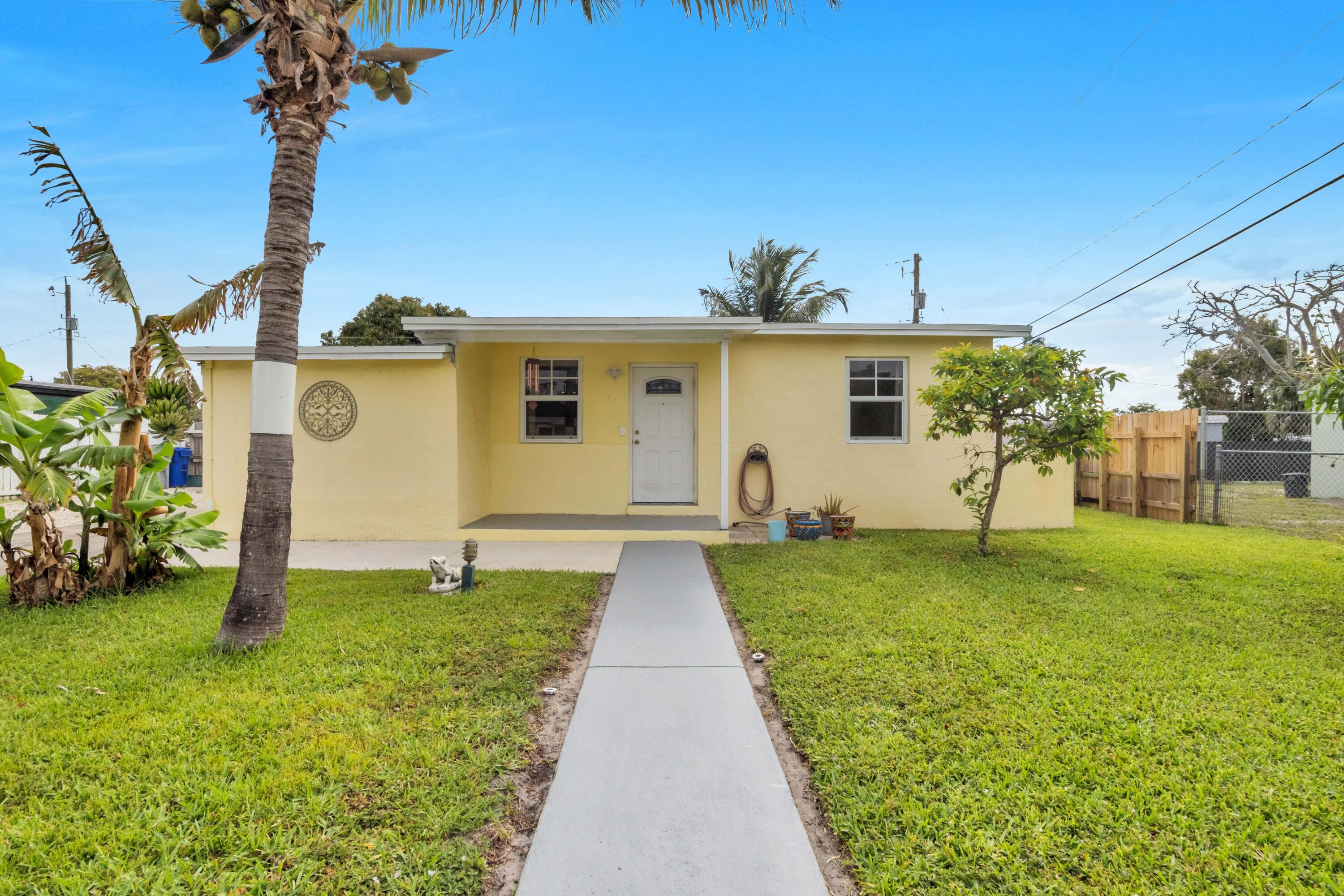 5178 NE 15th Terrace, Pompano Beach, FL 33064 — photo 1 of 34
