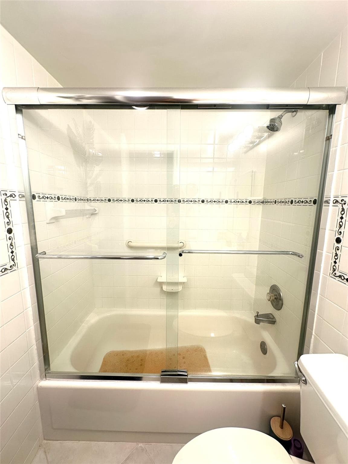 2004 Harwood C 2004, Deerfield Beach, FL 33442 — photo 15 of 57