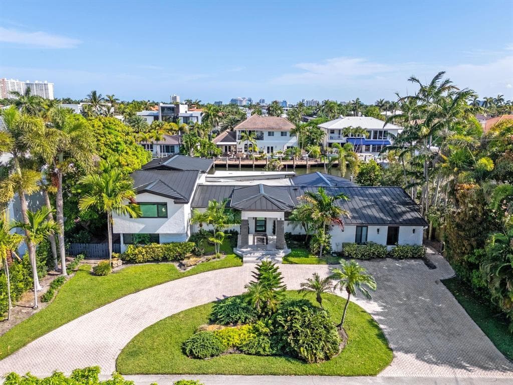 2878 NE 26th Street, Fort Lauderdale, FL 33305 — photo 1 of 40