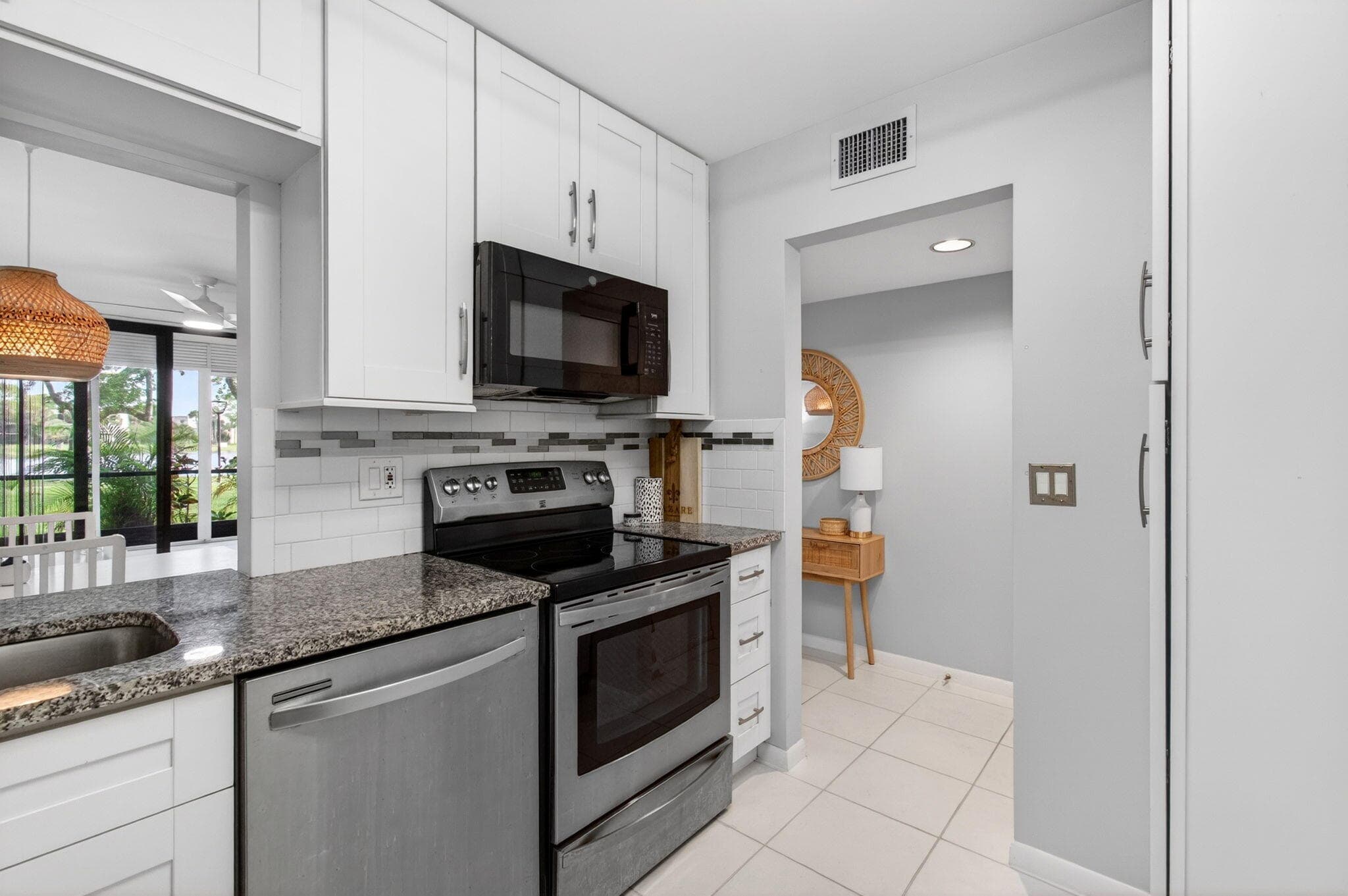 5280 Las Verdes Circle 112, Delray Beach, FL 33484 — photo 24 of 81
