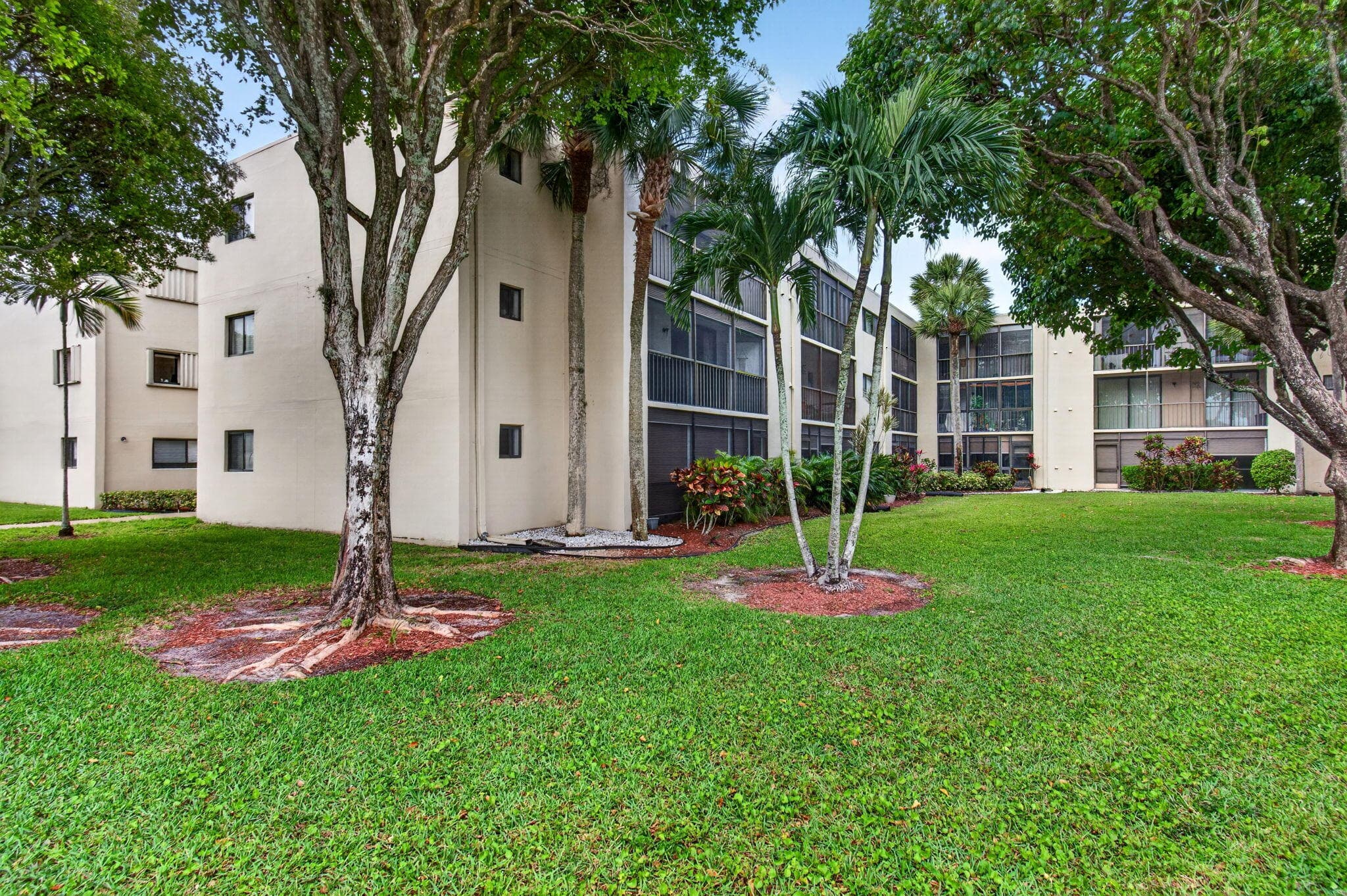 5280 Las Verdes Circle 112, Delray Beach, FL 33484 — photo 51 of 81