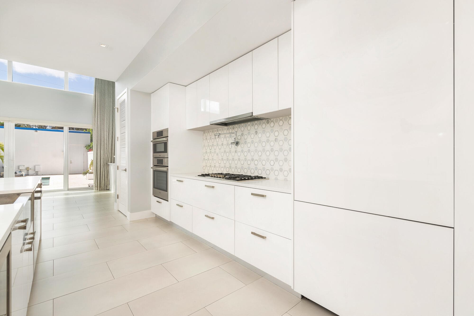 770 N Street, West Palm Beach, FL 33401 — photo 8 of 44