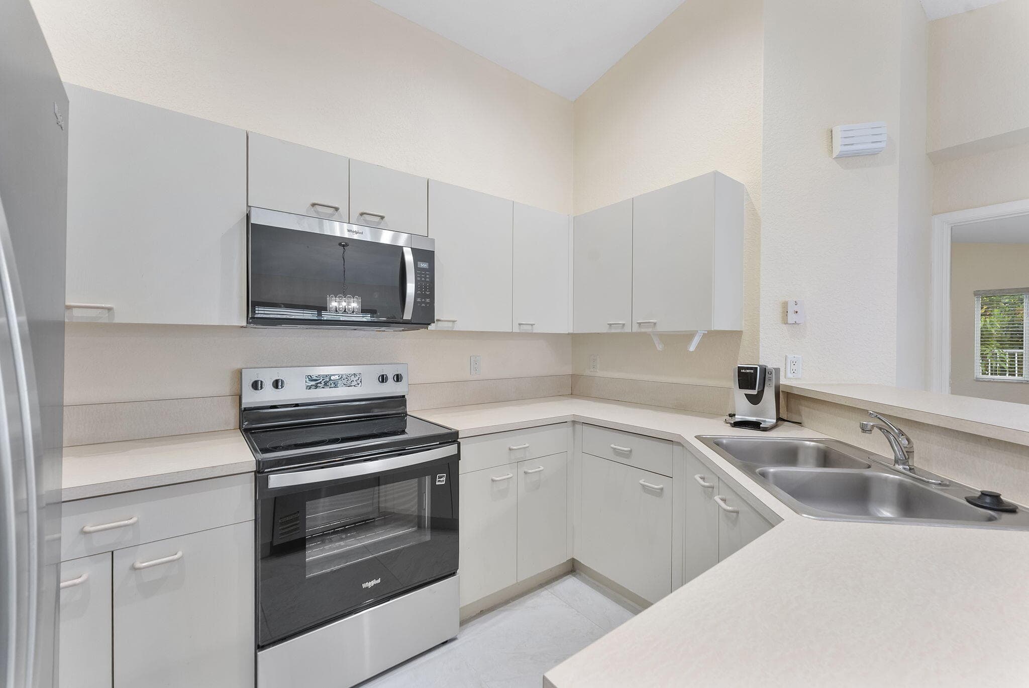 1353 Canary Island Drive, Weston, FL 33327 — photo 8 of 51