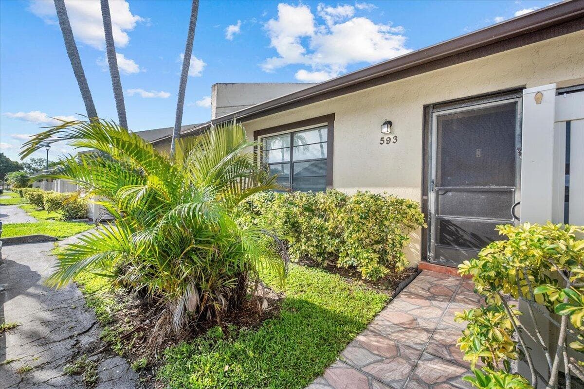 593 Banks Road 593, Margate, FL 33063 — photo 3 of 25