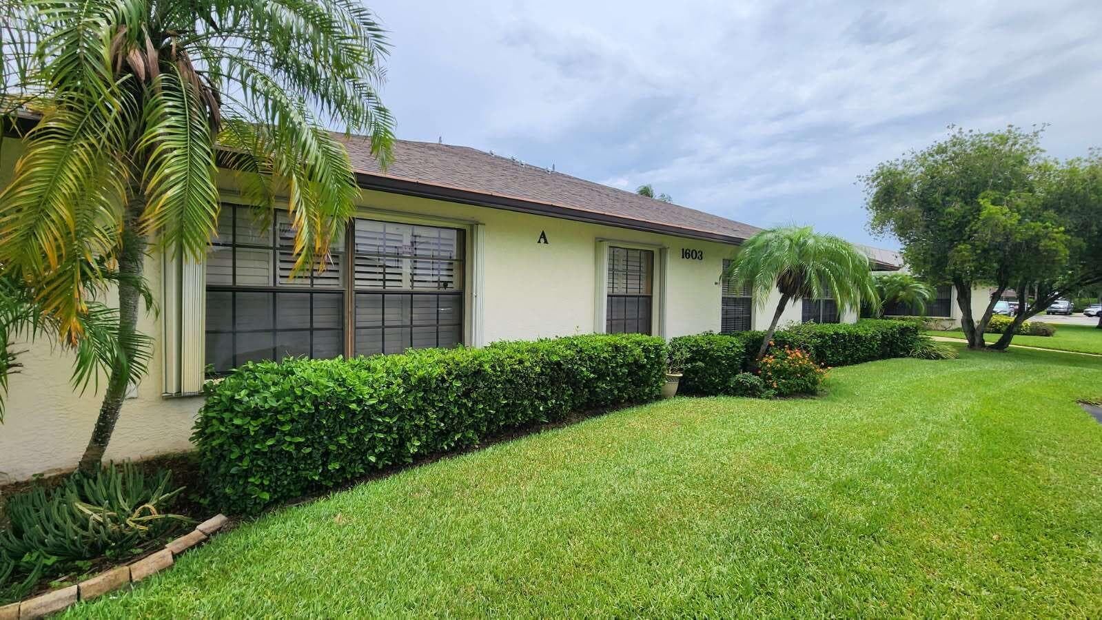 1603 Laurel Leaf Lane A, Fort Pierce, FL 34950 — photo 1 of 61