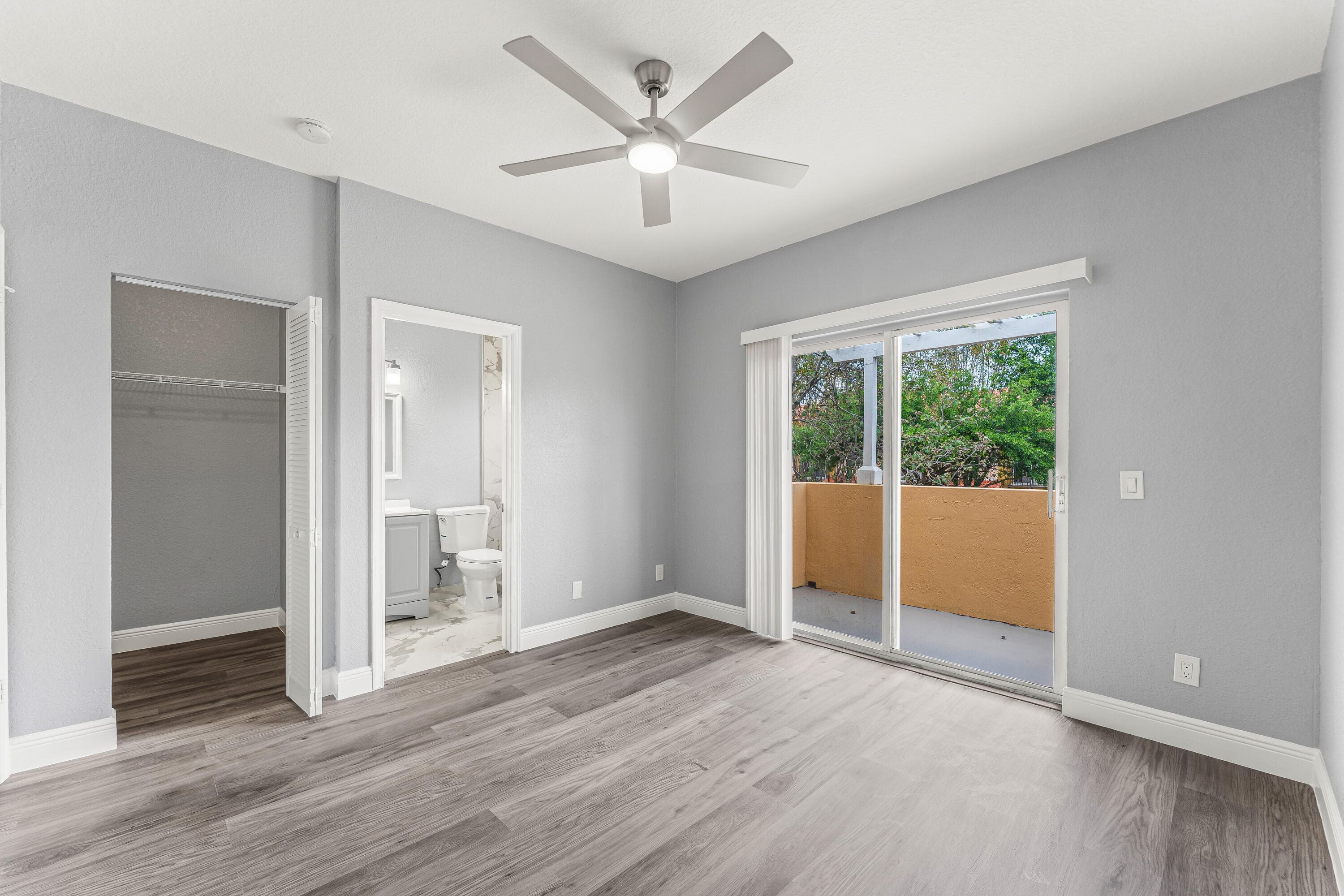 205 S Santa Catalina Circle 205, North Lauderdale, FL 33068 — photo 13 of 33