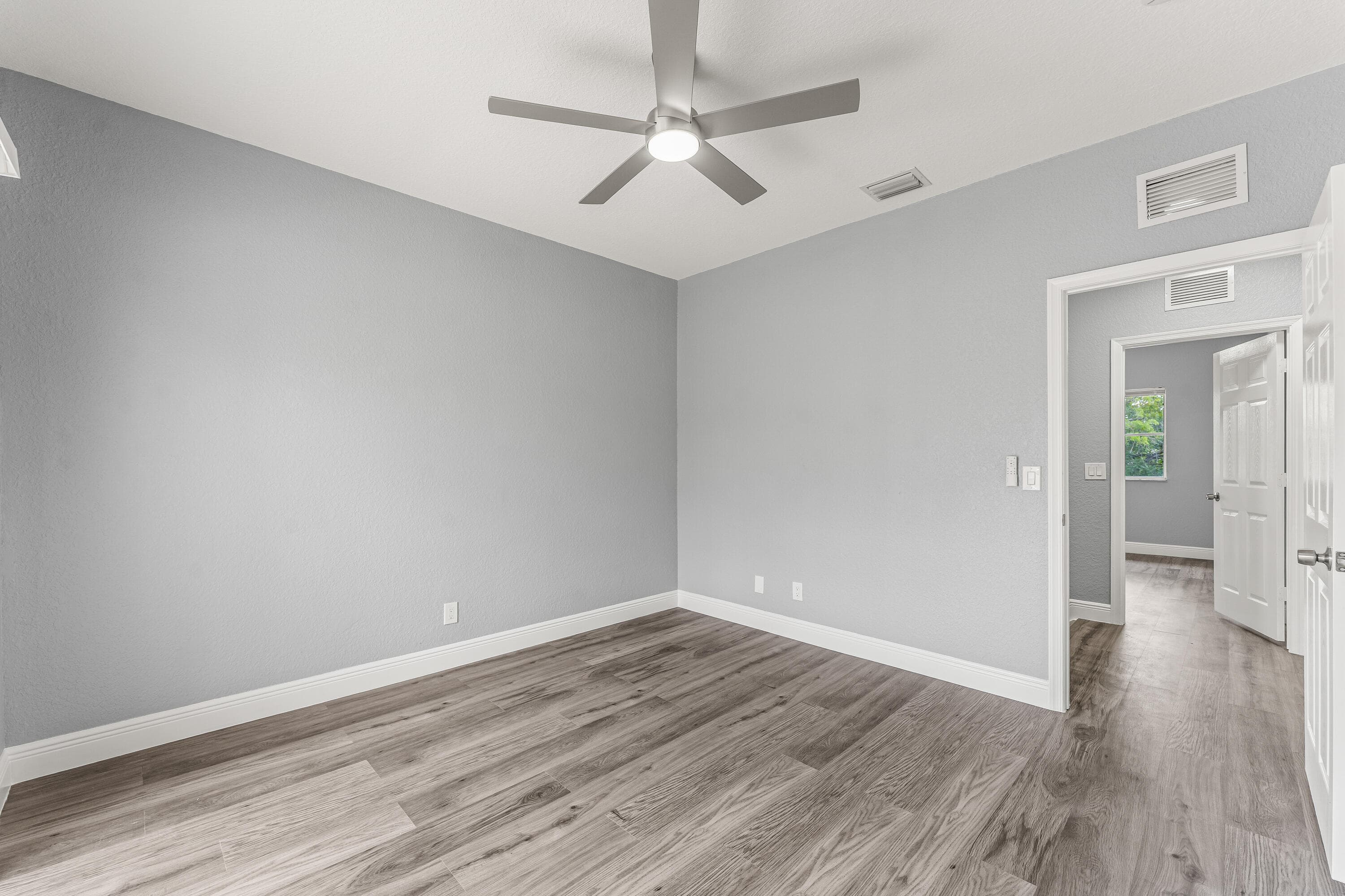 205 S Santa Catalina Circle 205, North Lauderdale, FL 33068 — photo 16 of 33