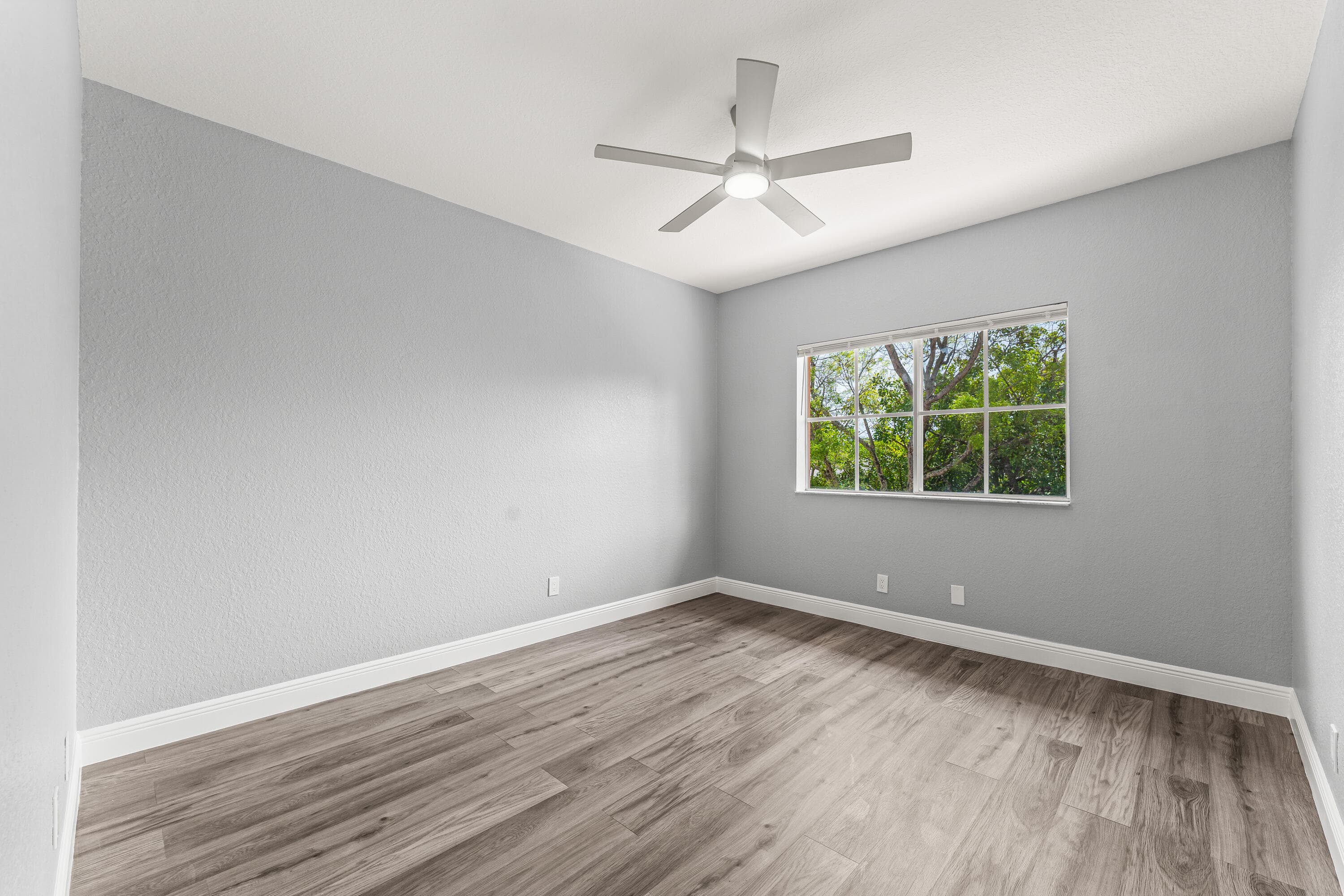 205 S Santa Catalina Circle 205, North Lauderdale, FL 33068 — photo 19 of 33