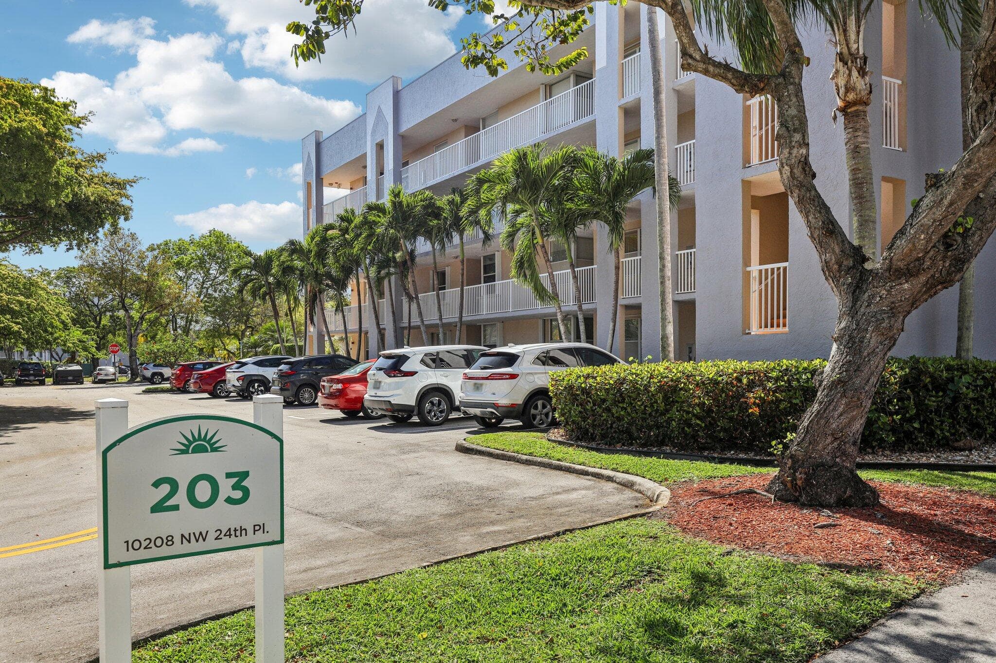 10208 NW 24th Place 102, Sunrise, FL 33322 — photo 1 of 38