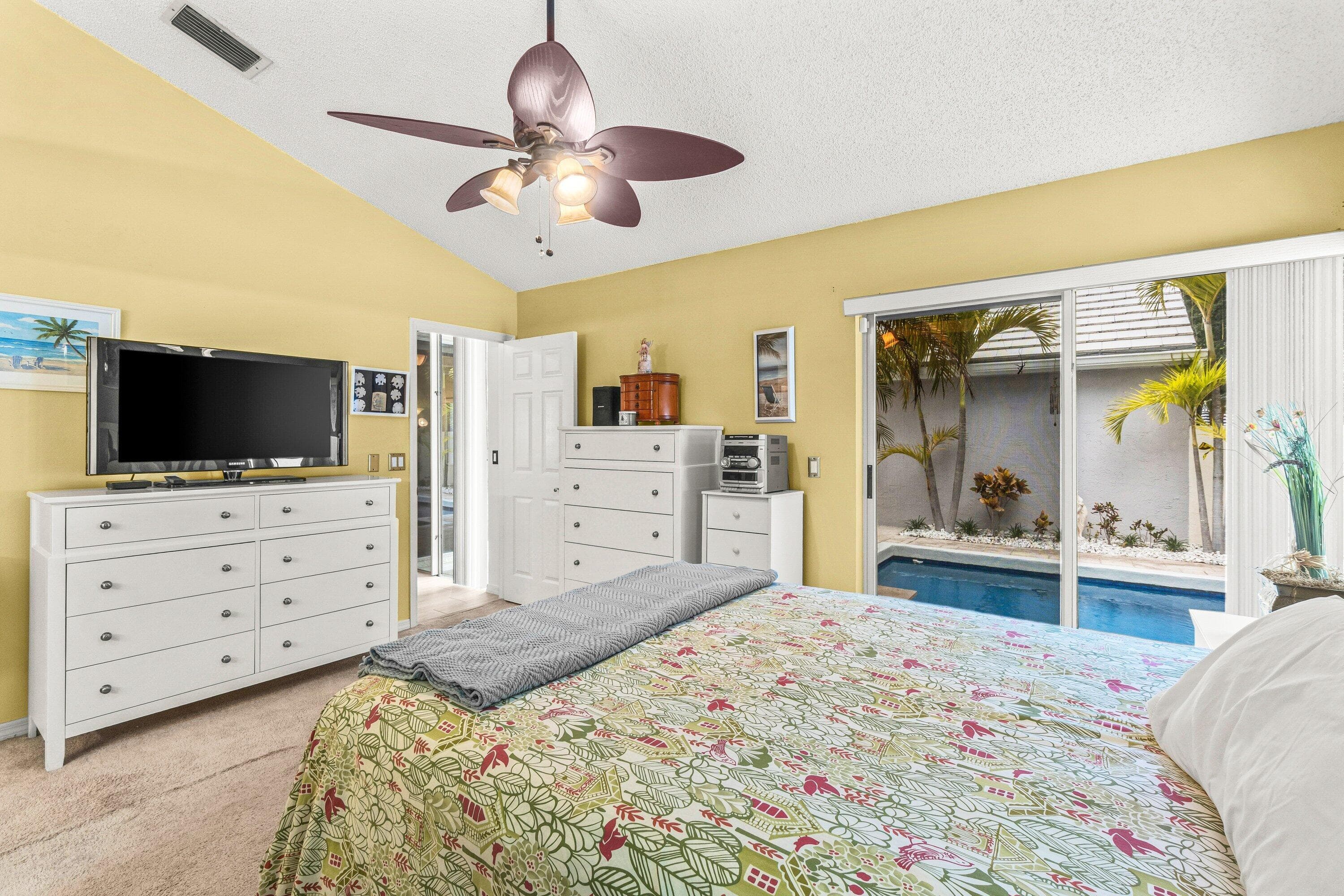 25 Wyndham Lane, Palm Beach Gardens, FL 33418 — photo 22 of 37