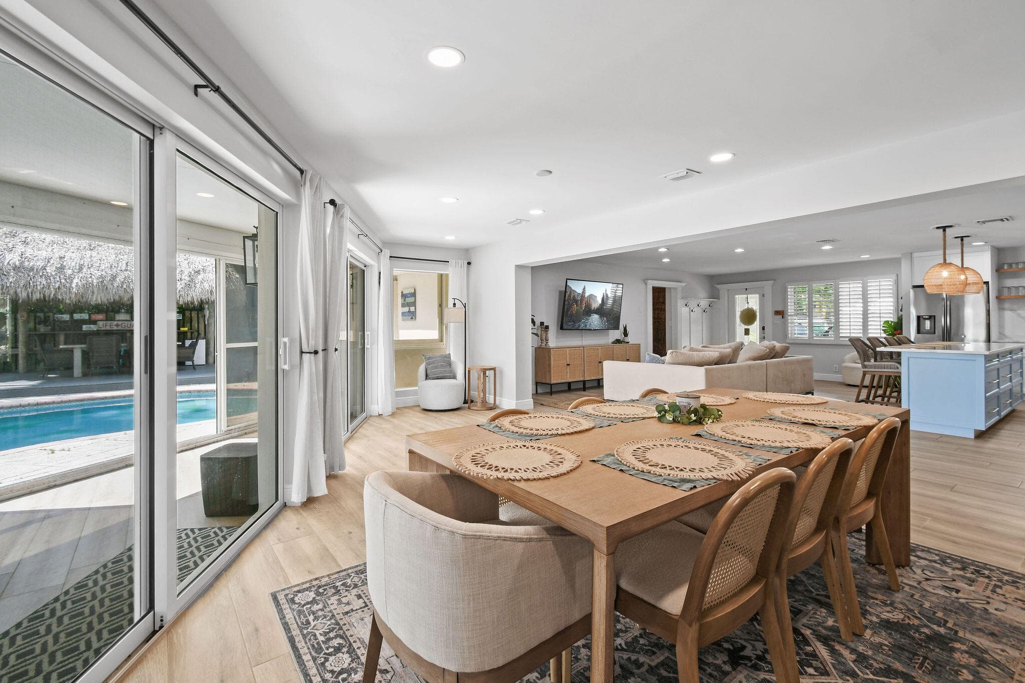 8110 W Lake Drive, West Palm Beach, FL 33406 — photo 17 of 51