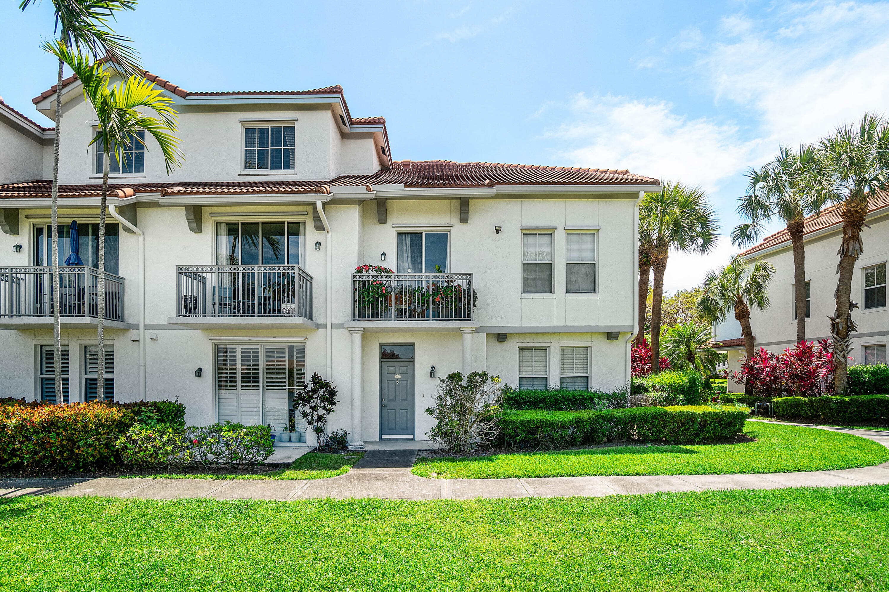 2052 Alta Meadows Lane Apt 2212, Delray Beach, FL 33444 — photo 2 of 32