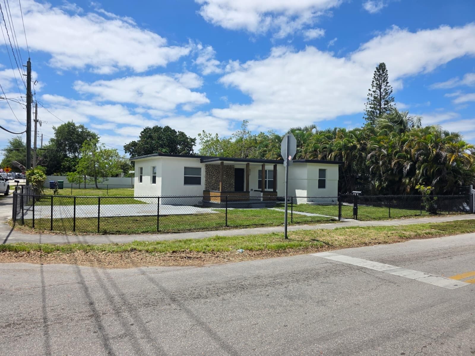 9900 NW 25th Avenue, Miami, FL 33147 — photo 3 of 12