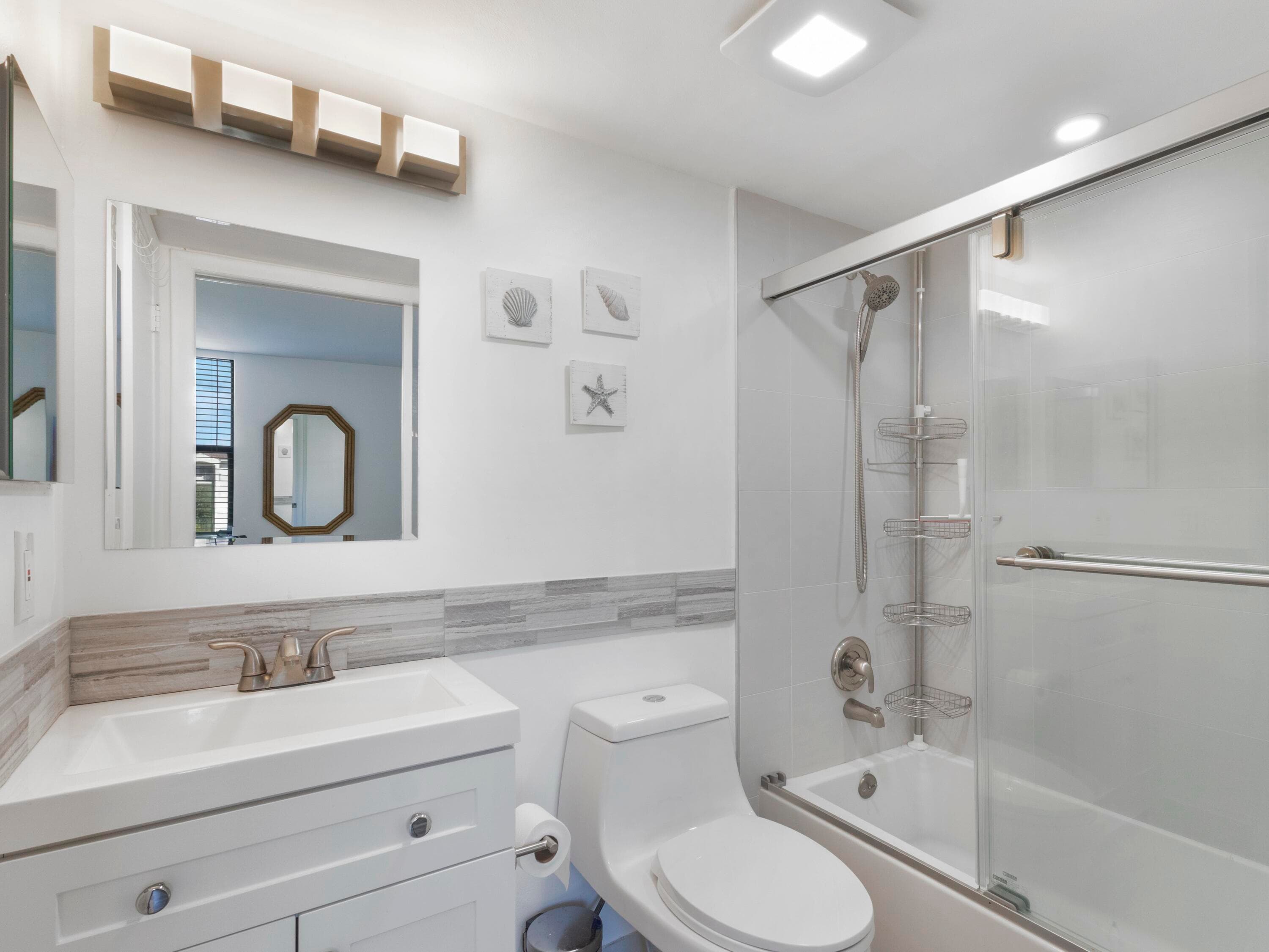 955 Egret Circle 402, Delray Beach, FL 33444 — photo 24 of 45