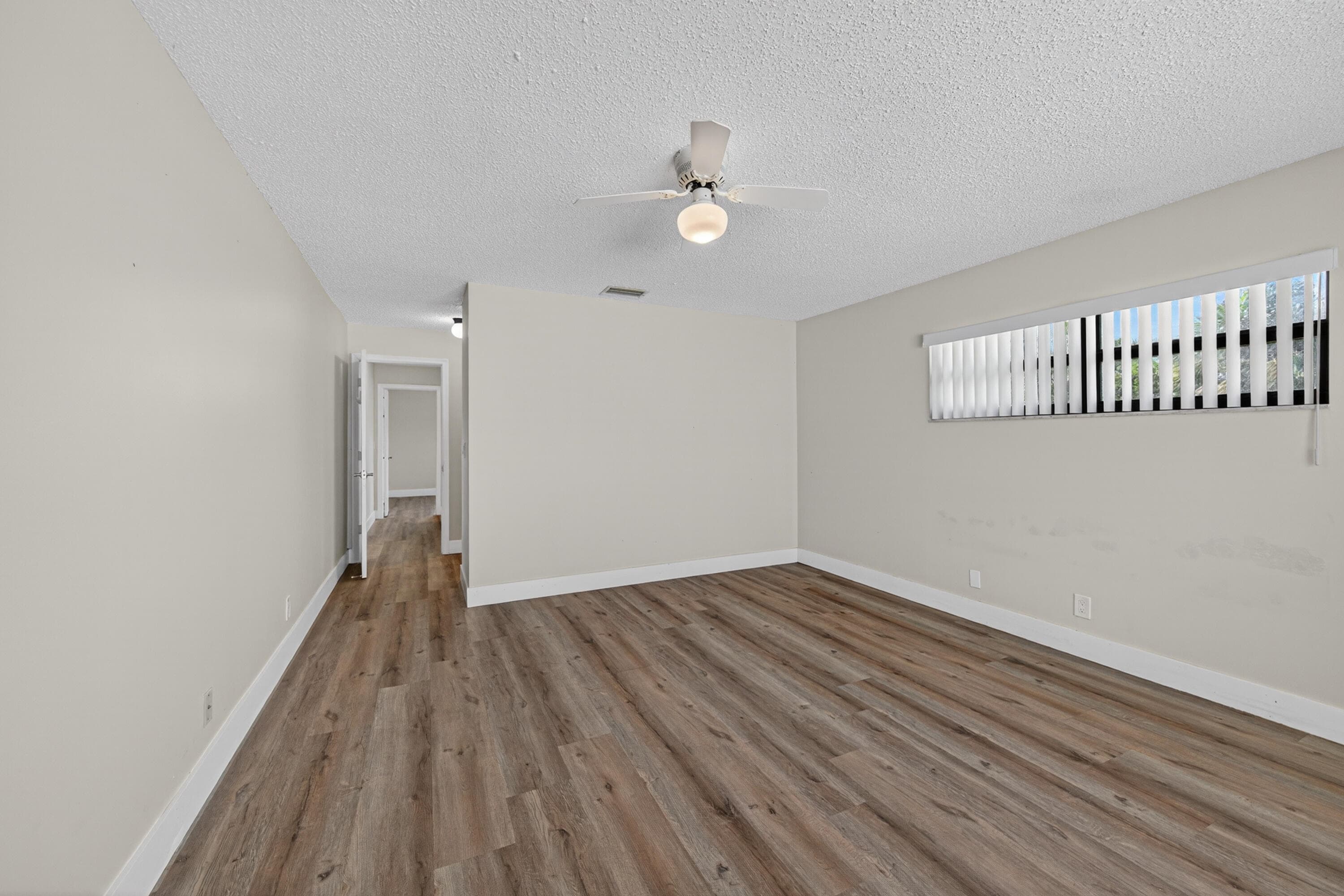 4867 Hawkwood Road, Boynton Beach, FL 33436 — photo 11 of 46
